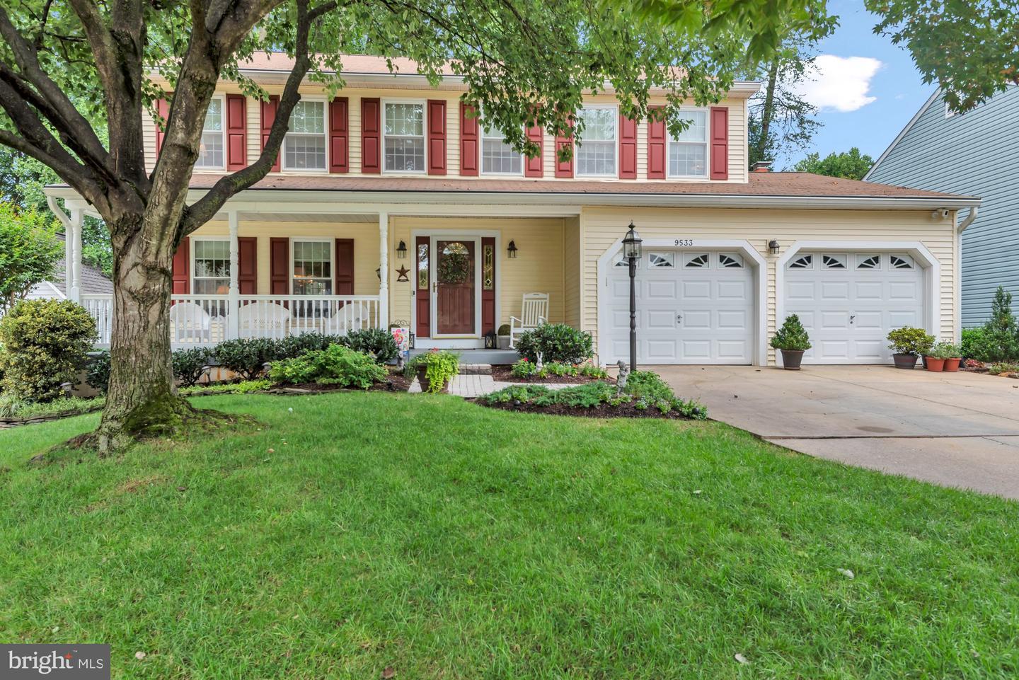Property Photo: 9533 Windbeat Way MD 21046
