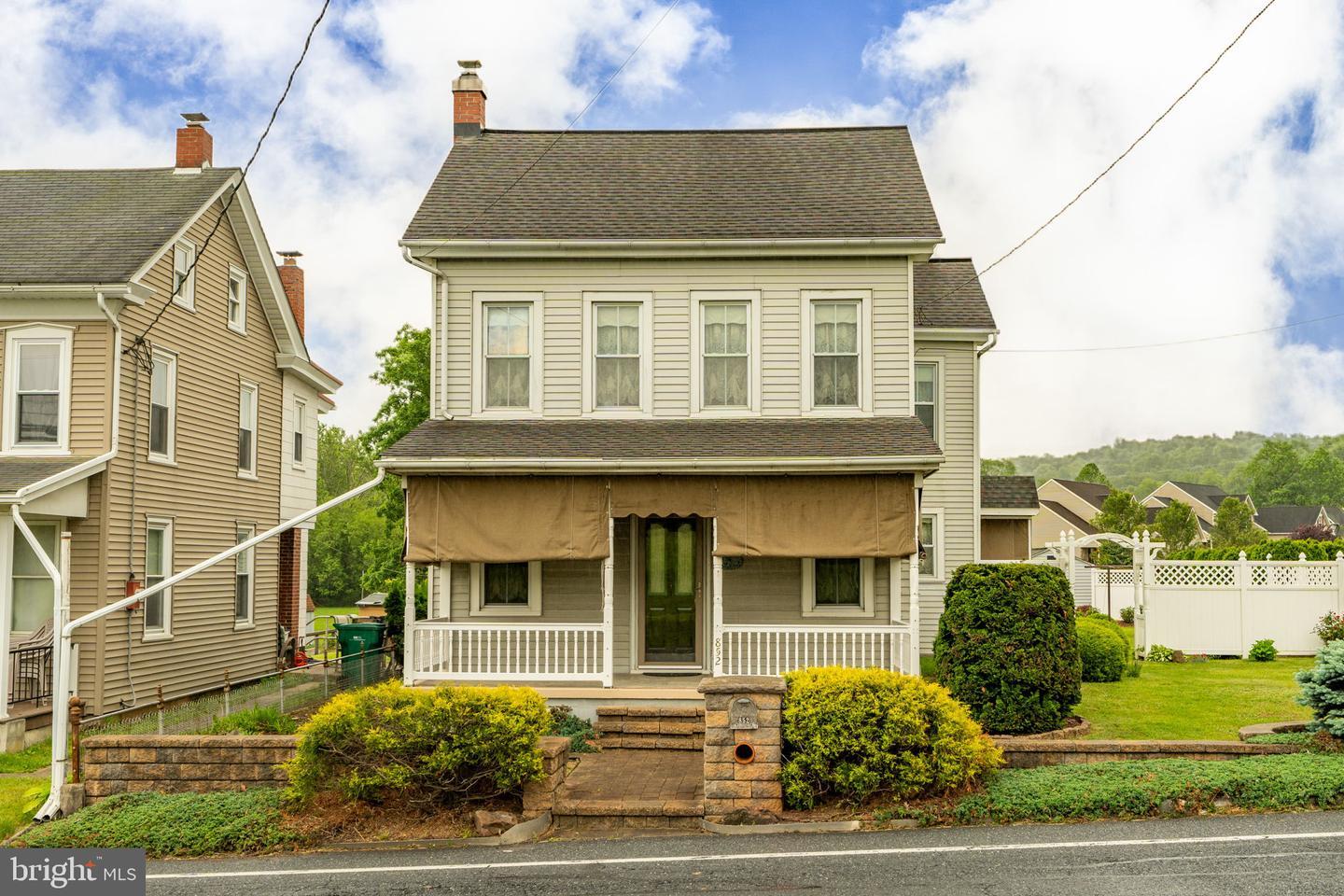 Property Photo:  852 Fritztown Road  PA 19608 