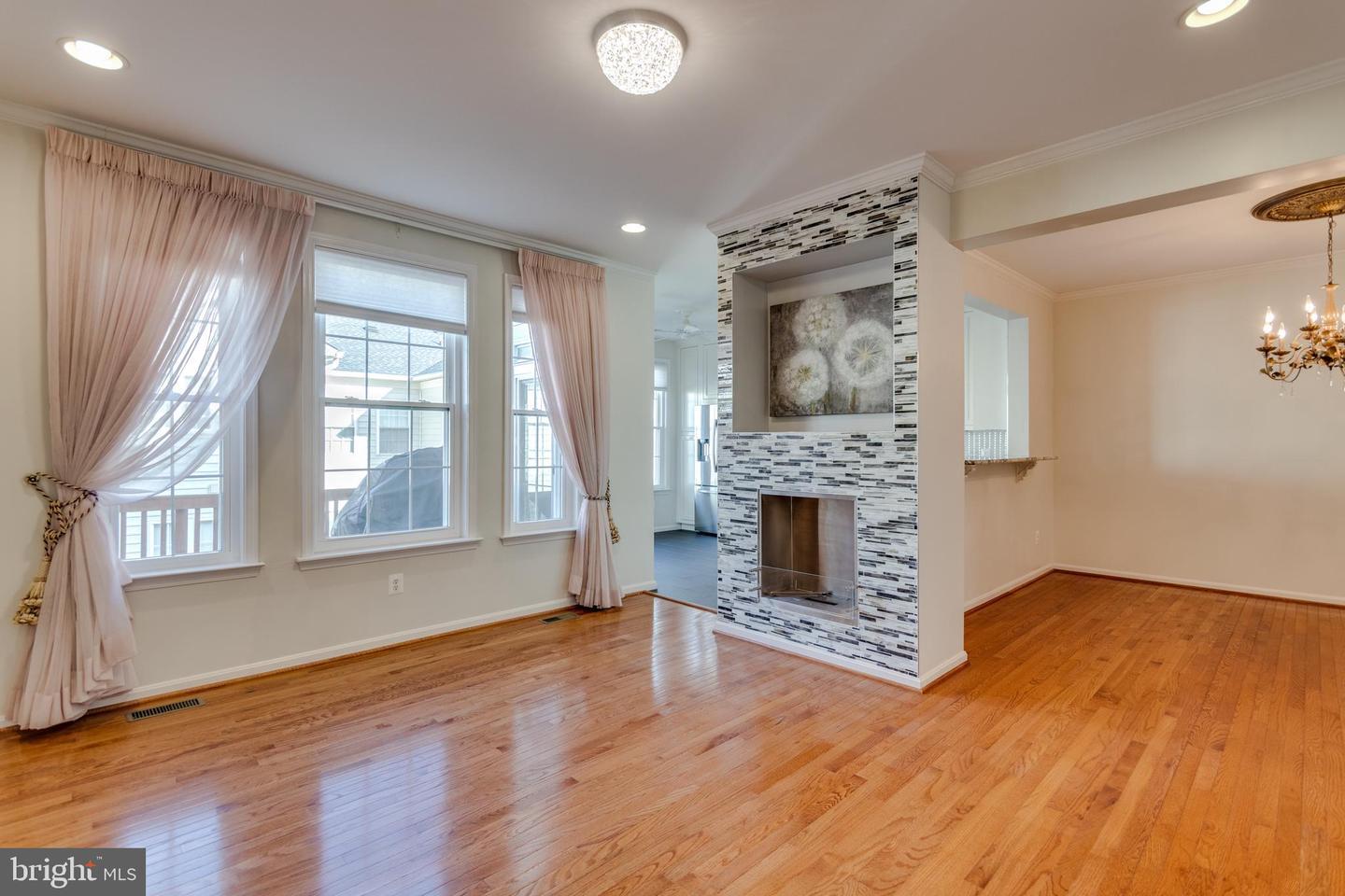 Property Photo: 20366 Clover Field Terrace VA 20165