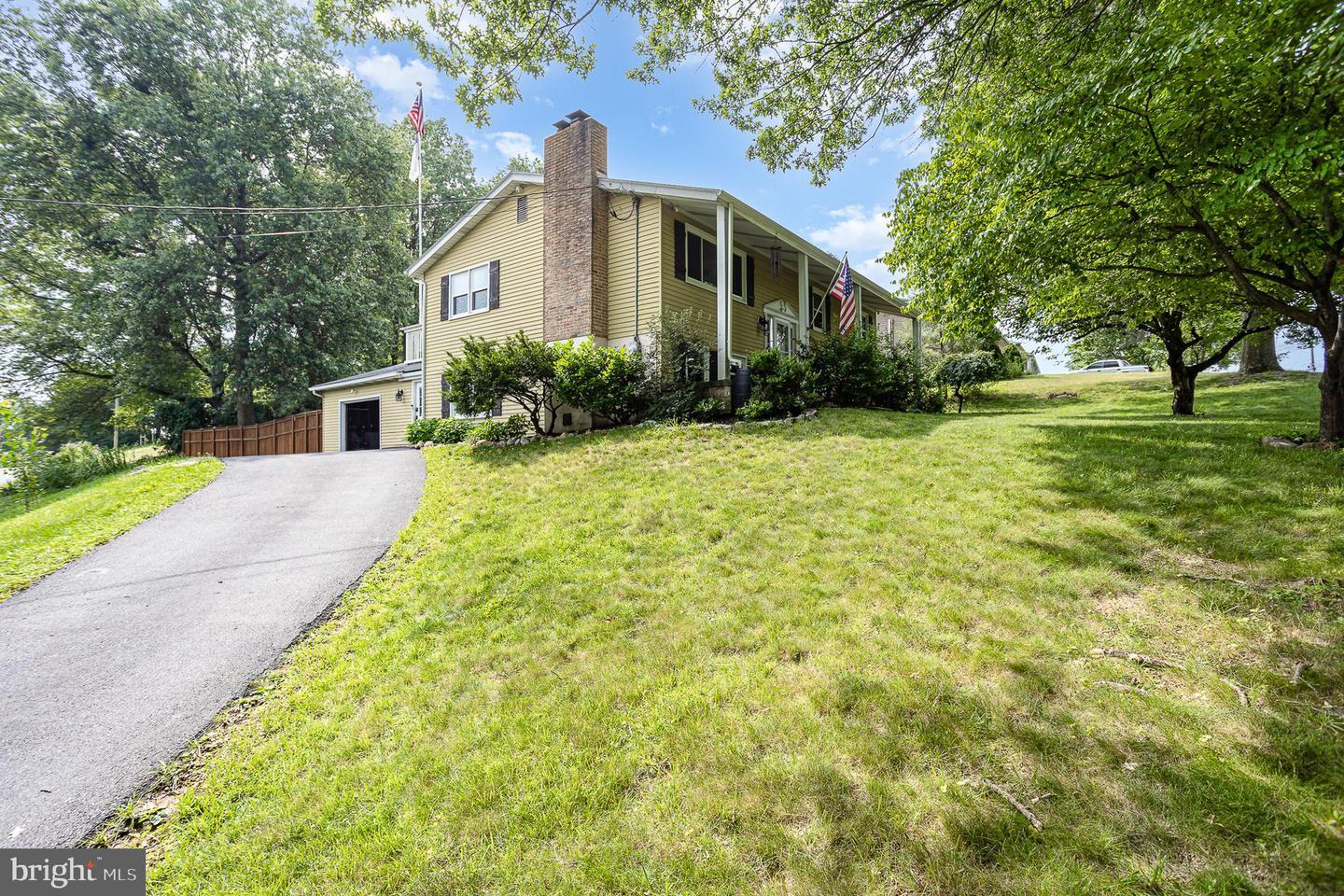 Property Photo: 179 Florence Drive PA 17112
