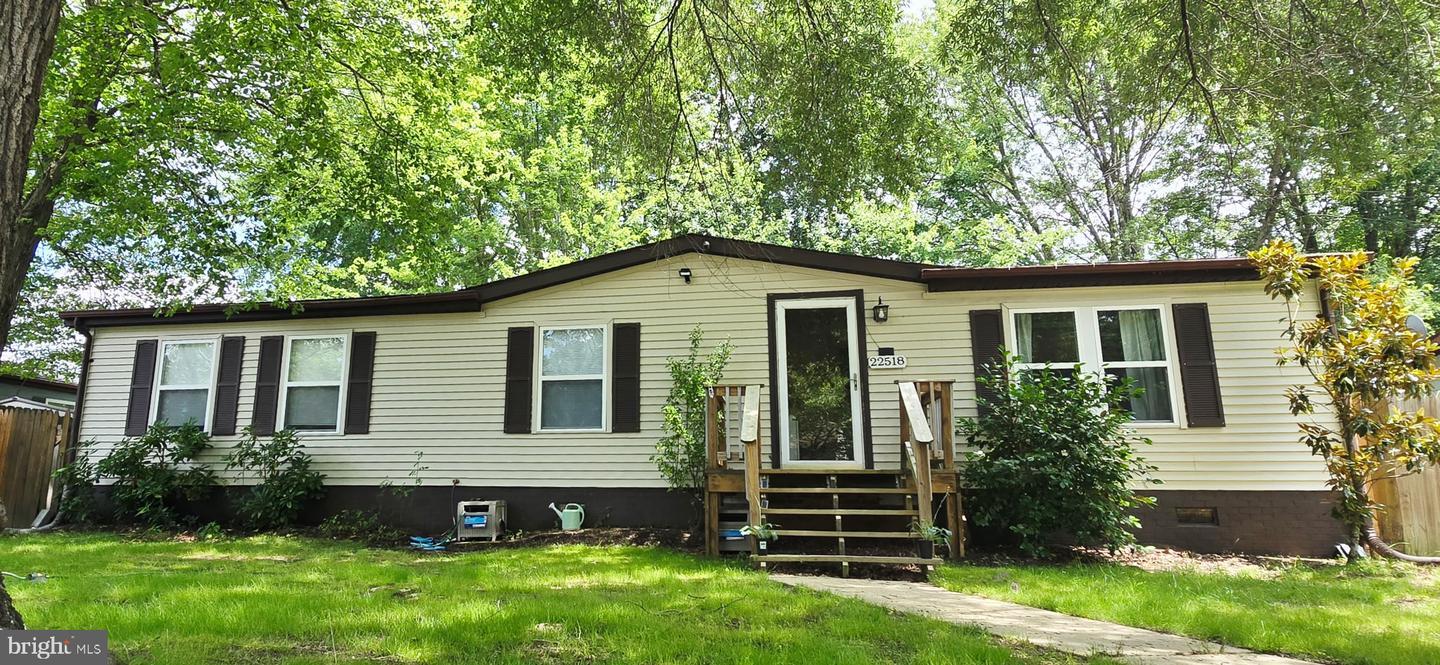 Property Photo: 22518 Armsworthy Court MD 20619