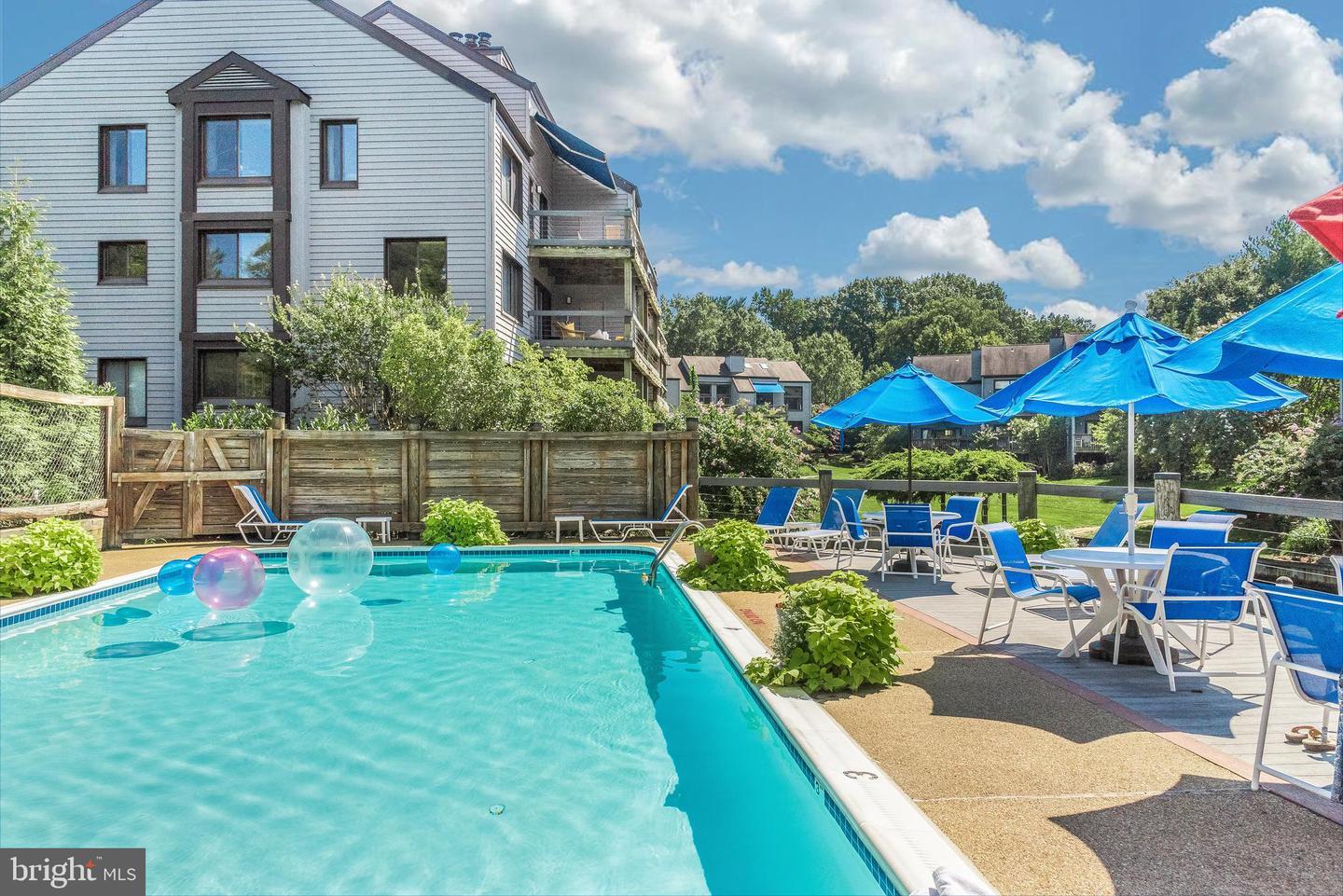 Property Photo: 4 Spa Creek Landing B3 MD 21403