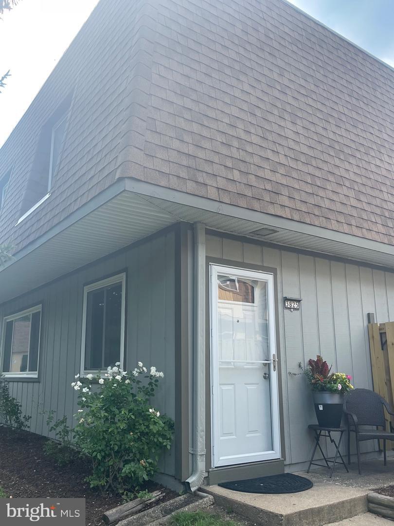 Property Photo: 3825 Miramonte Place 108B VA 22309