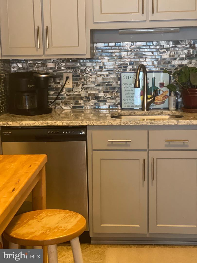 Property Photo: 3825 Miramonte Place 108B VA 22309