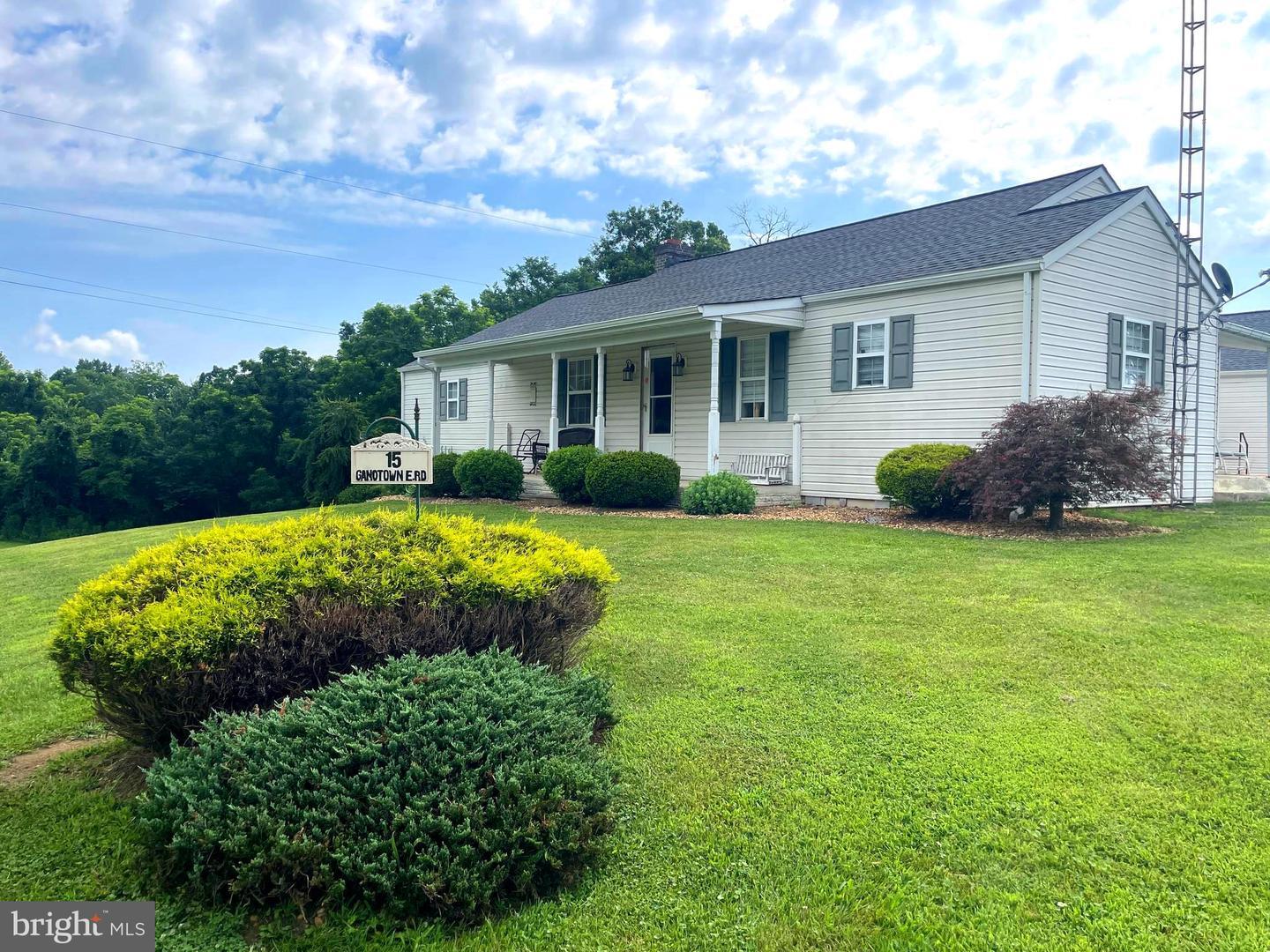 Property Photo: 15 Ganotown East Road WV 25427
