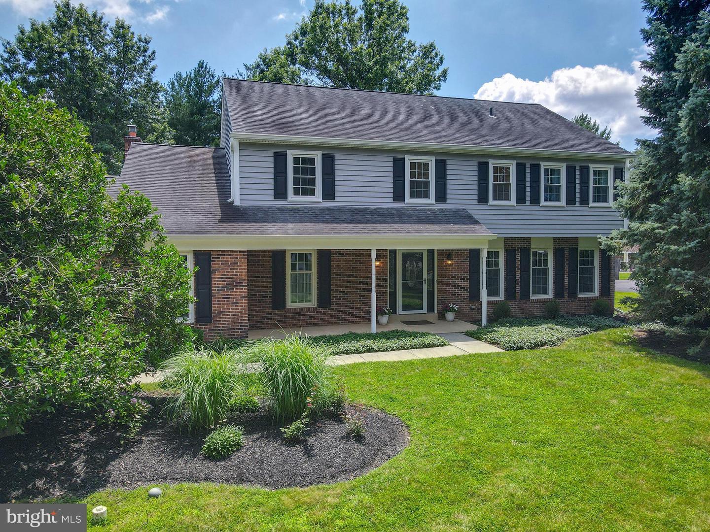 Property Photo: 1351 Lexington Drive PA 19067