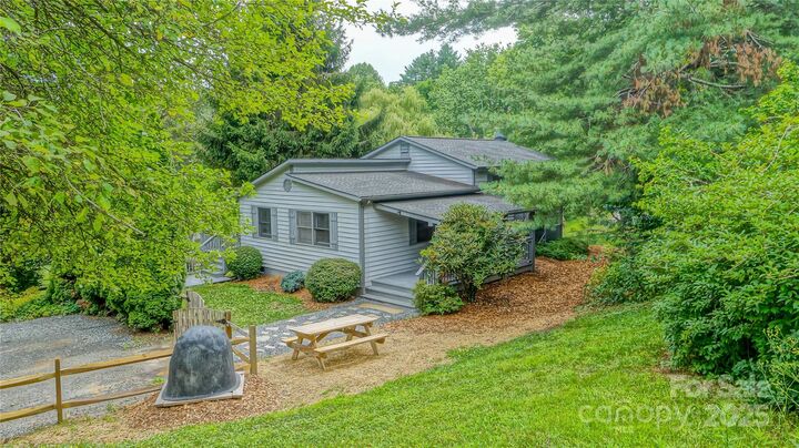 Property Photo: 244 Clay Hodges Road NC 28607
