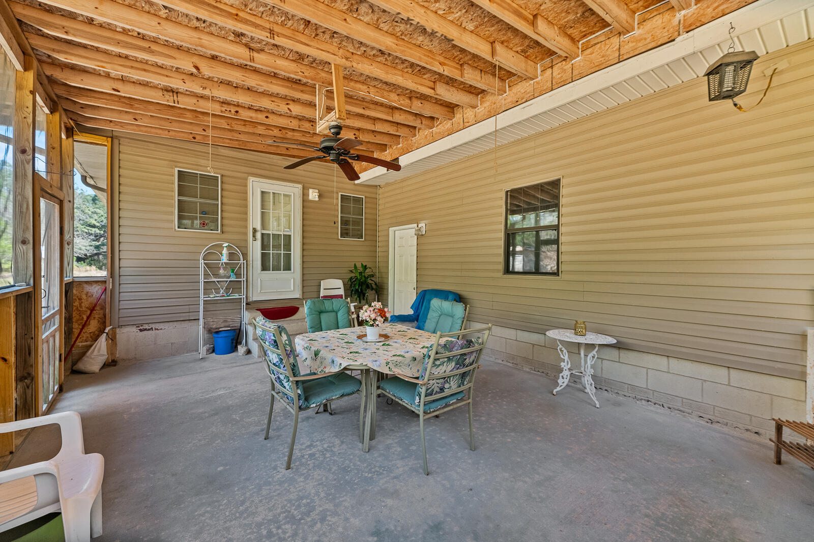 Property Photo: 102 Wright Lane SC 29445