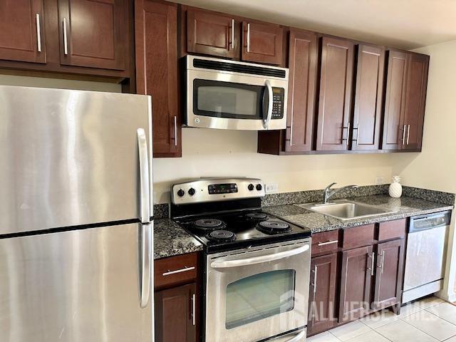 Property Photo: 110 Somerset Street 2101 NJ 08901