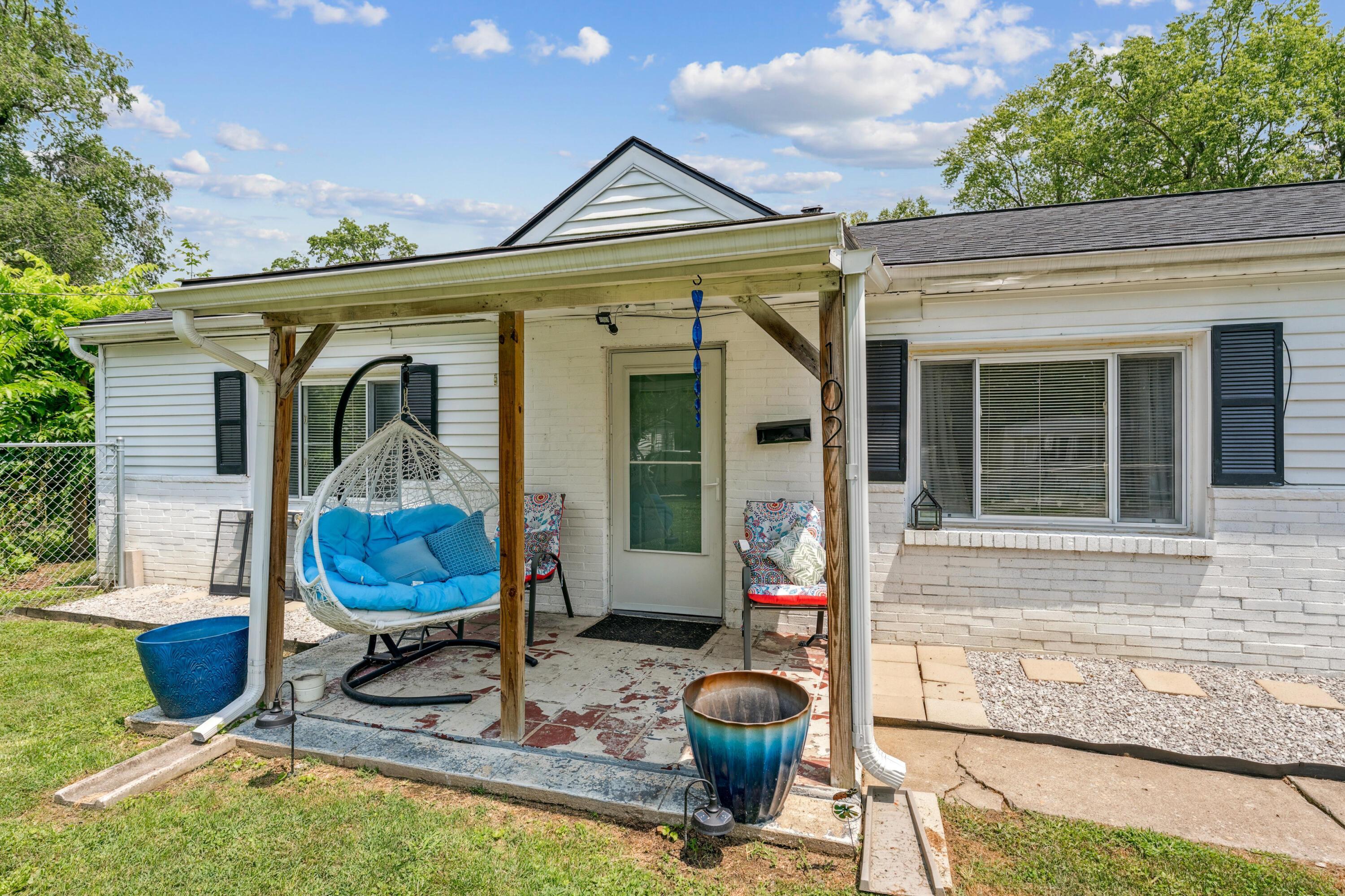 Property Photo: 102 Leroy Street OH 43008