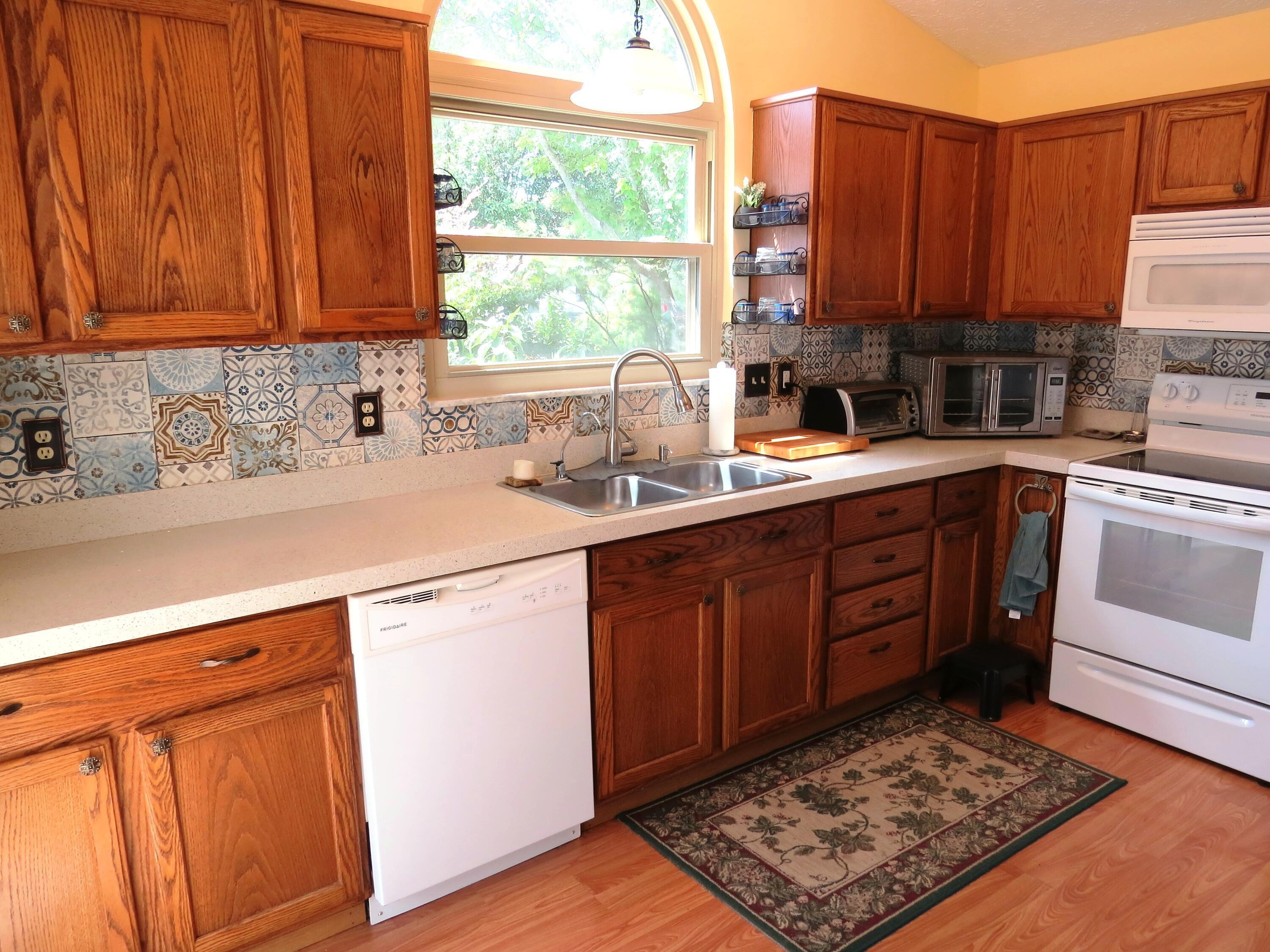 Property Photo:  5851 Dena Drive  OH 43026 