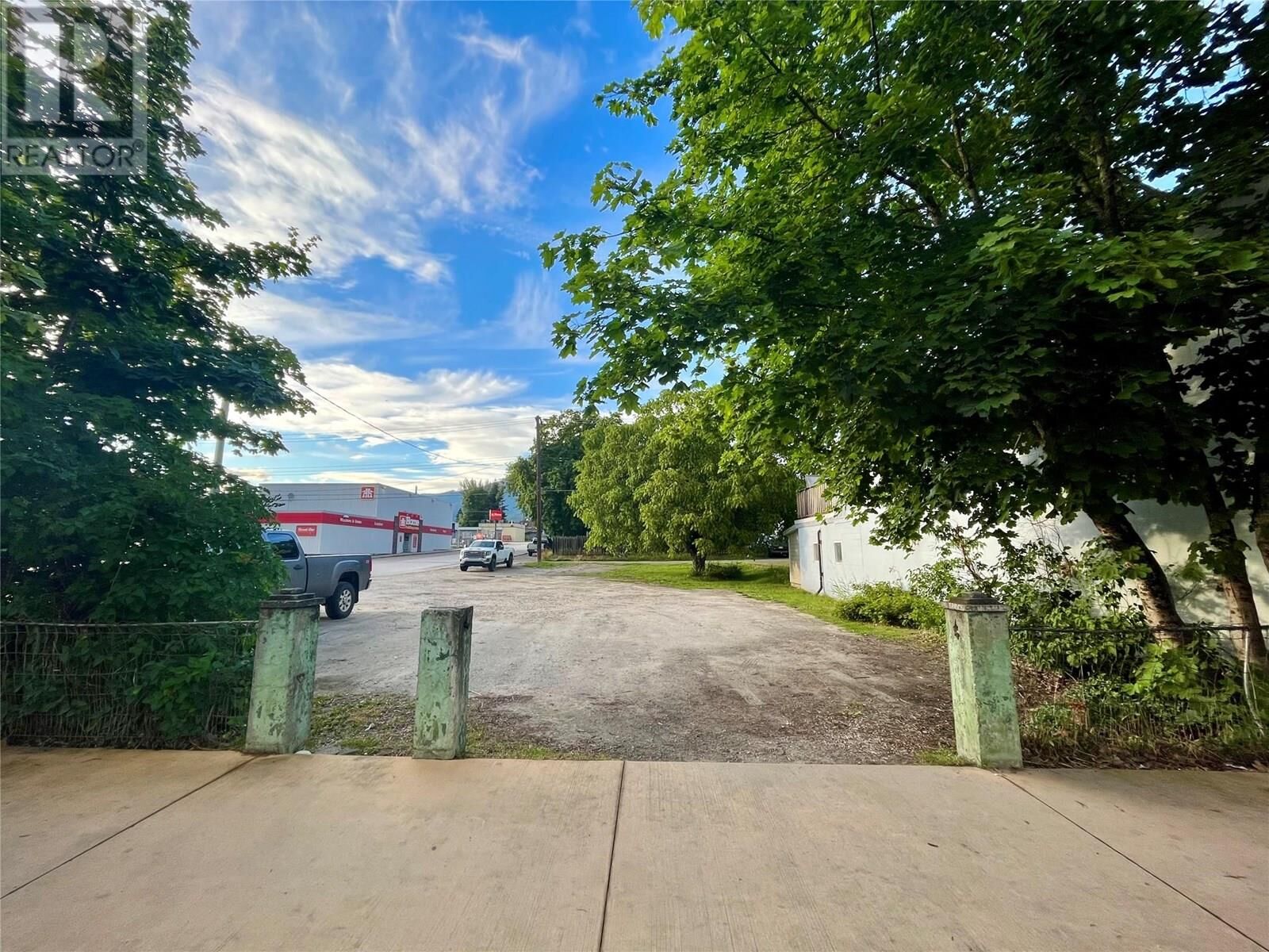 Property Photo:  219 Broadway Street West  BC V0G 1R0 