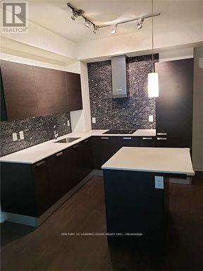Property Photo: 11 Bogert Avenue 1509 ON M2N 0H4