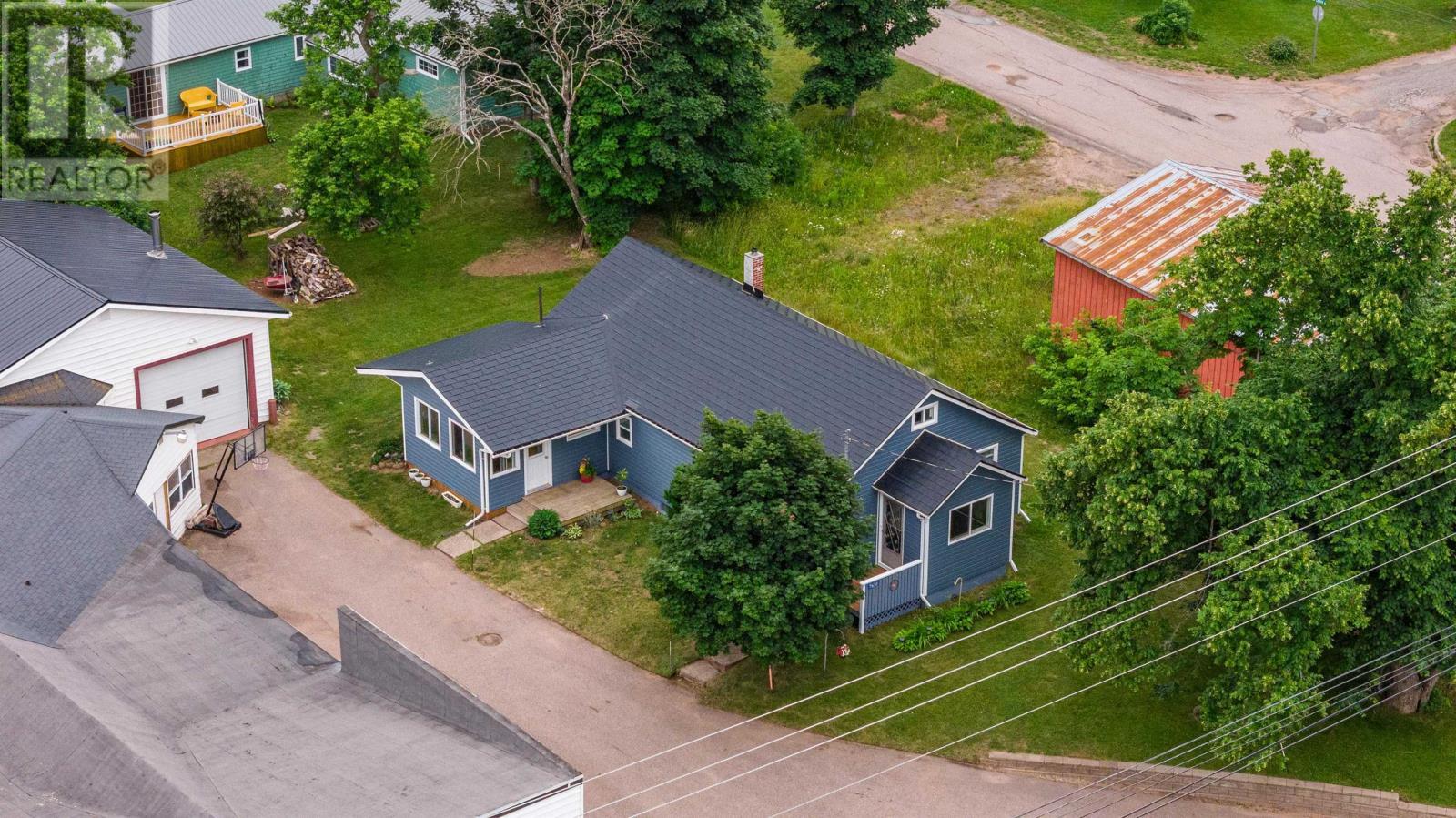 Property Photo: 7651 St Peters Road PE C0A 1S0