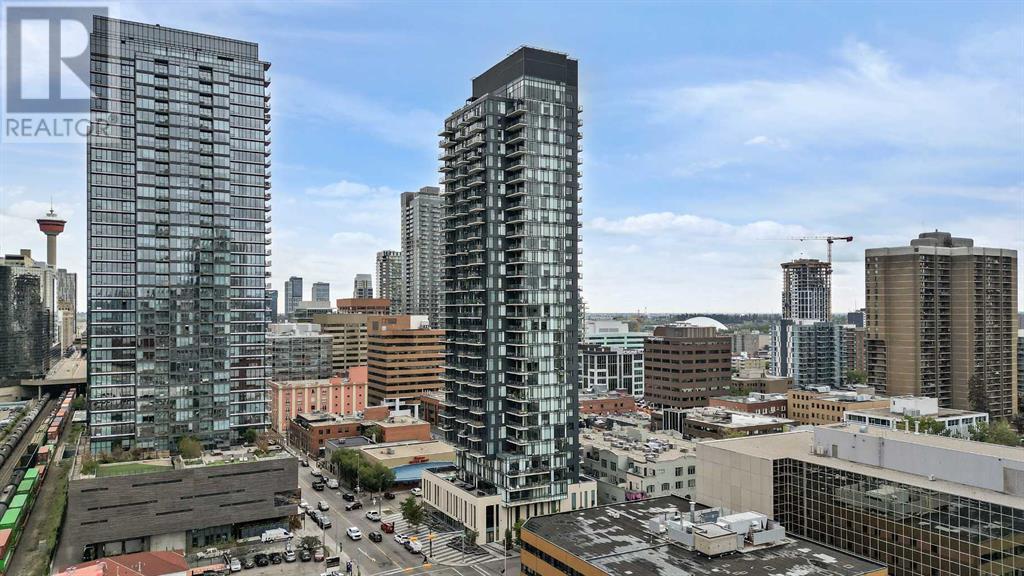 Property Photo: 1010 6 Street Southwest AB T2R 1B4