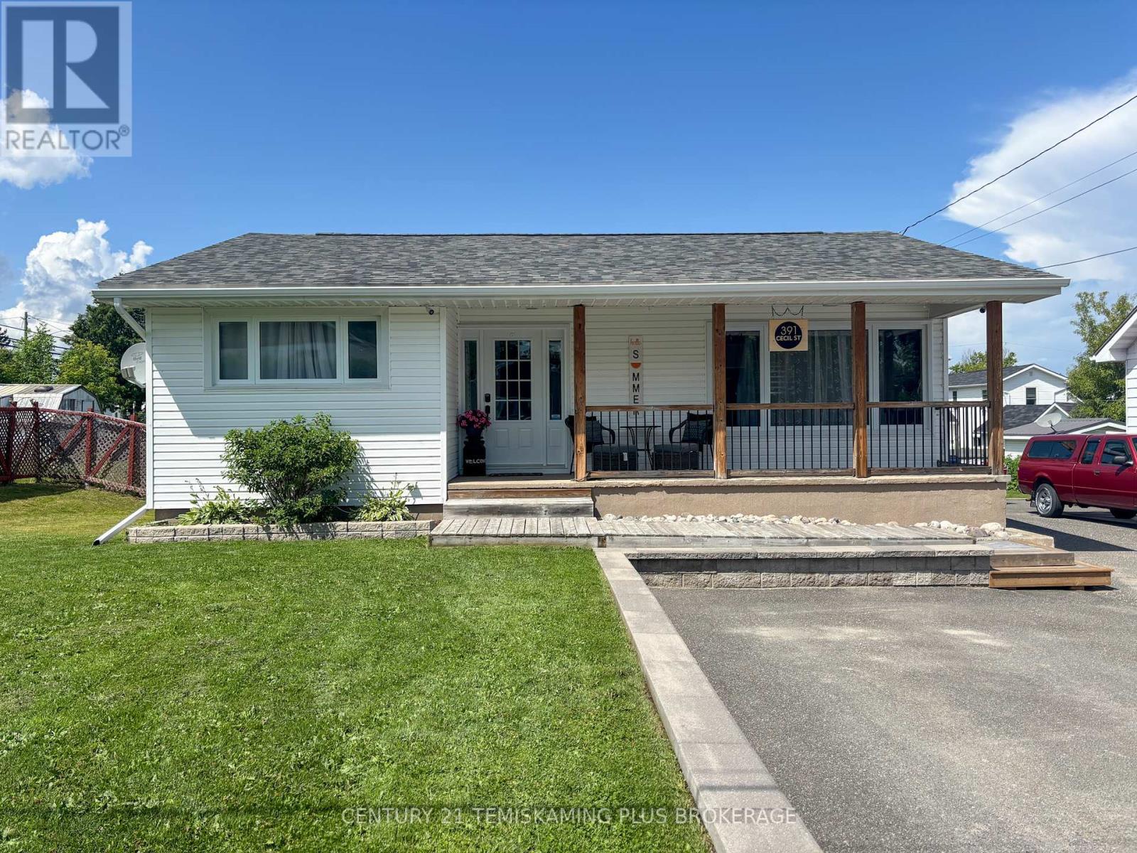 391 Cecil Street  Temiskaming Shores ON P0J 1K0 photo