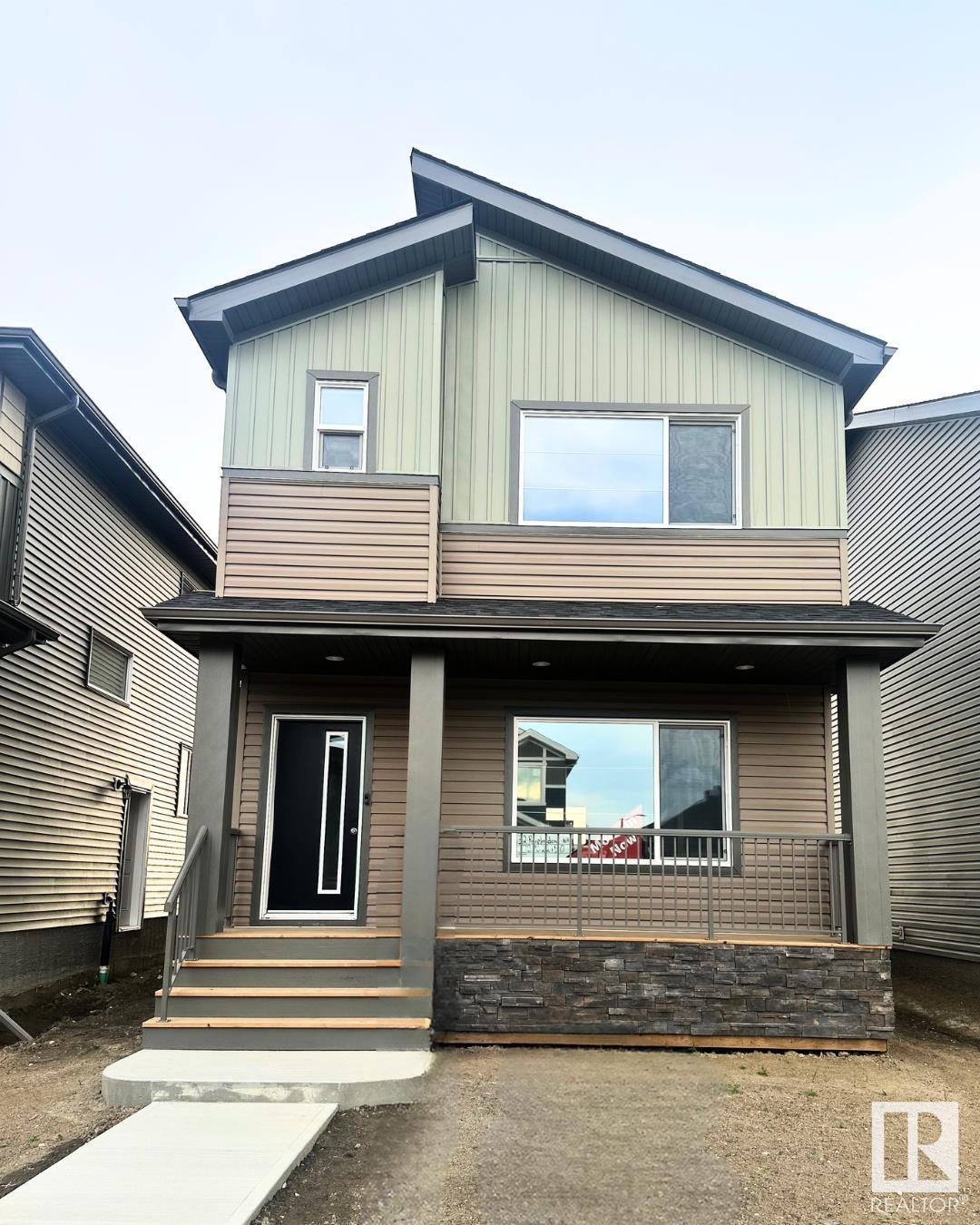 32 Resplendent Way  St. Albert AB T8N 8B3 photo