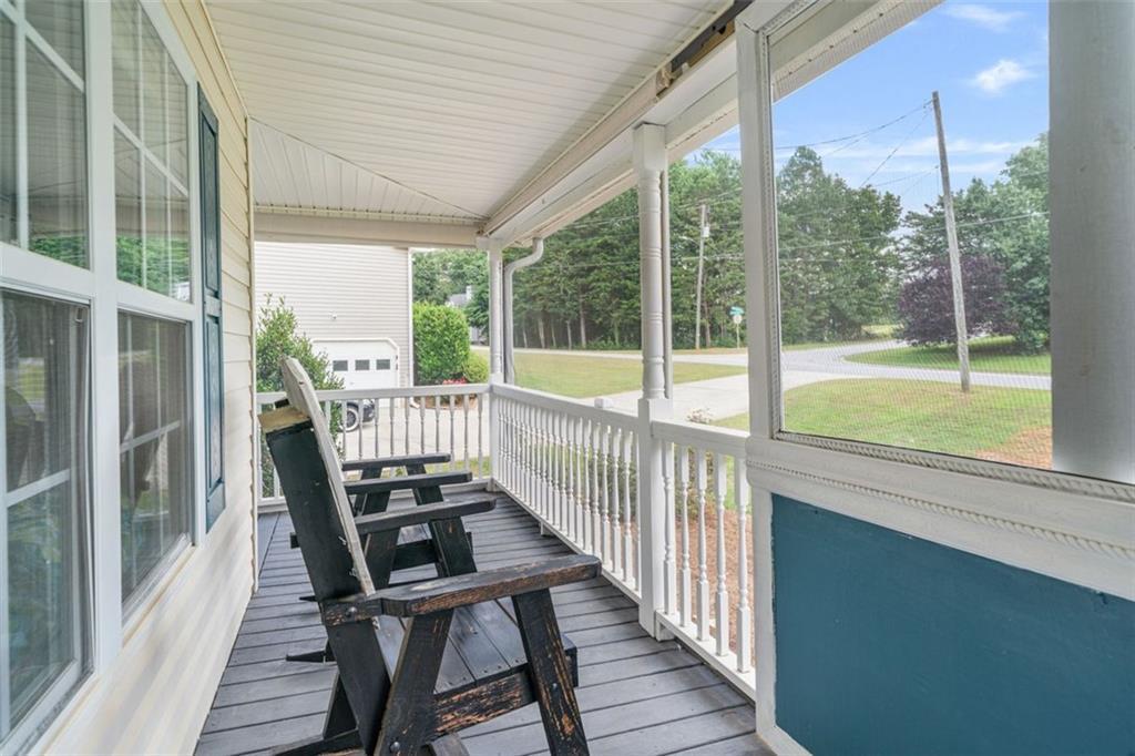 Property Photo: 309 Fairview Oak Place GA 30157