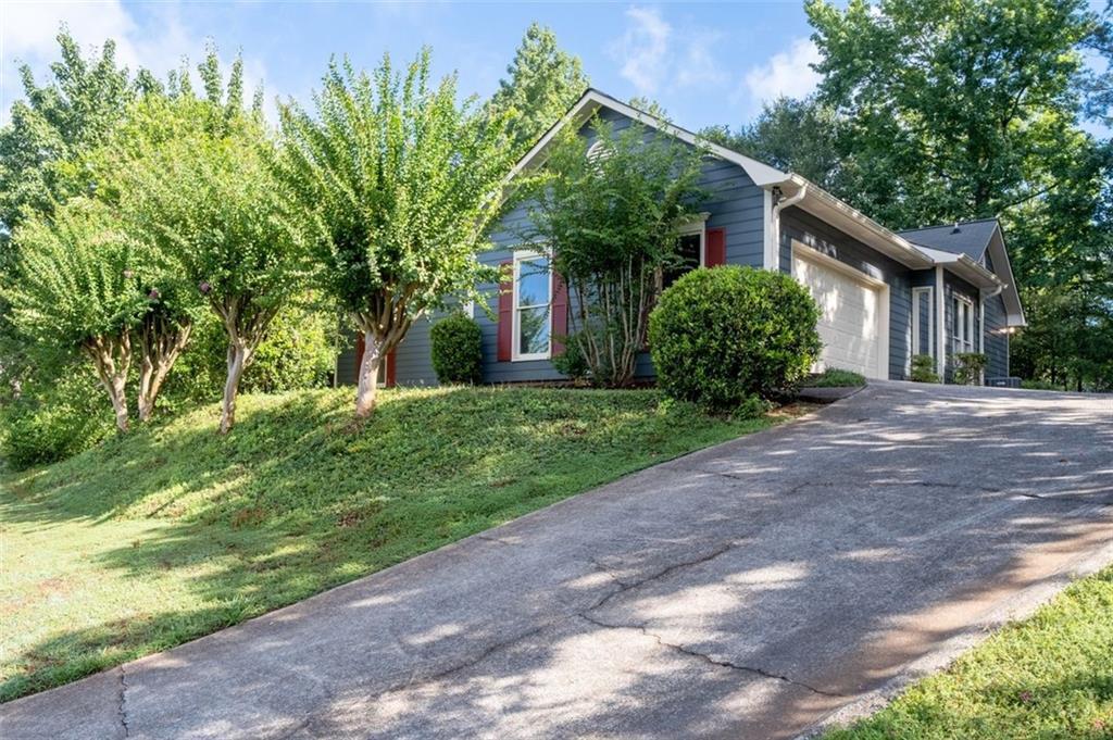 Property Photo: 2035 Arbor Forest Drive SW GA 30064