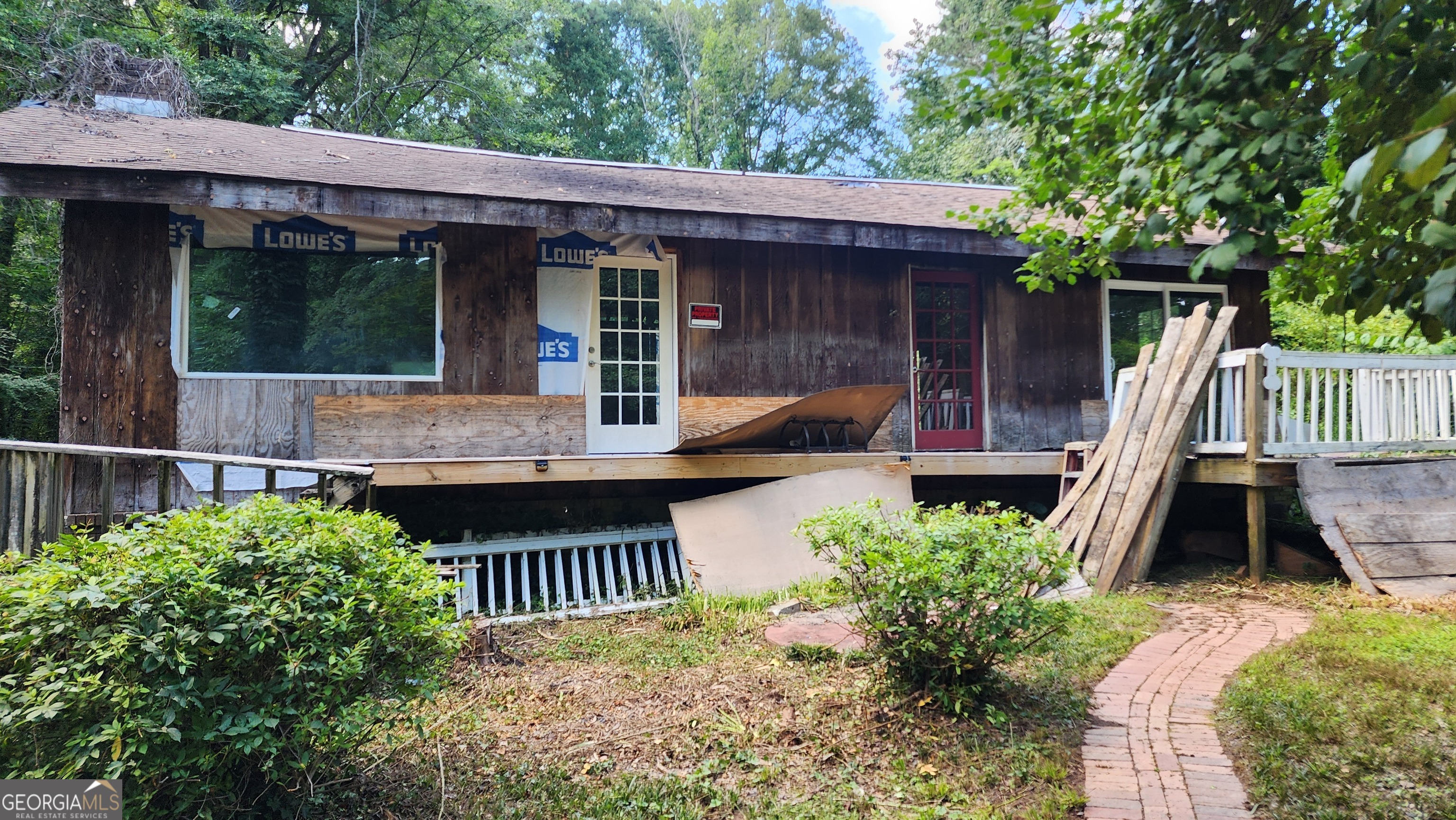 Property Photo: 1174 Coyote Court GA 31220
