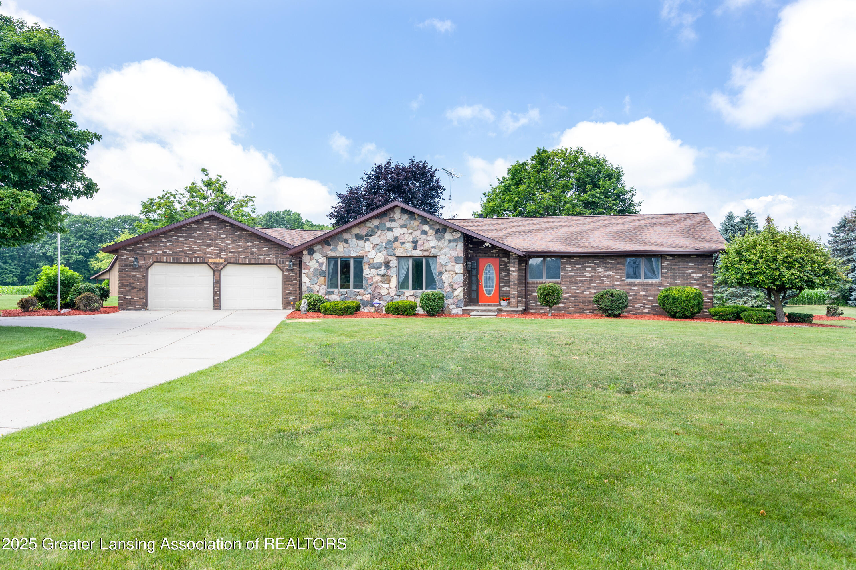Property Photo:  13749 Tallman Road  MI 48837 