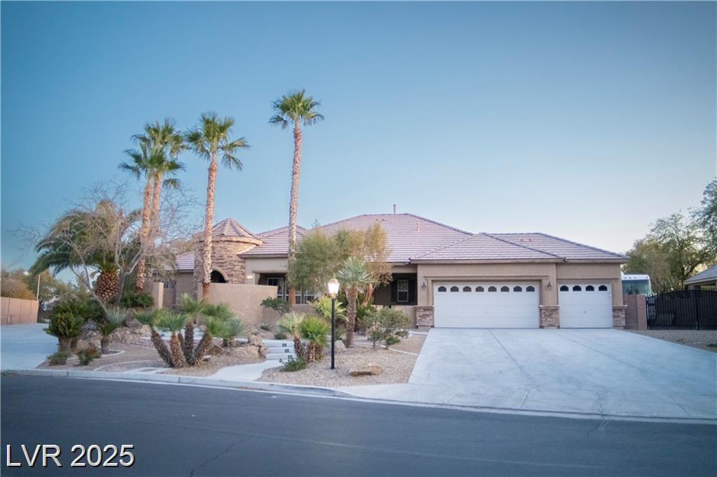 5527 Breecher Avenue  Las Vegas NV 89131 photo