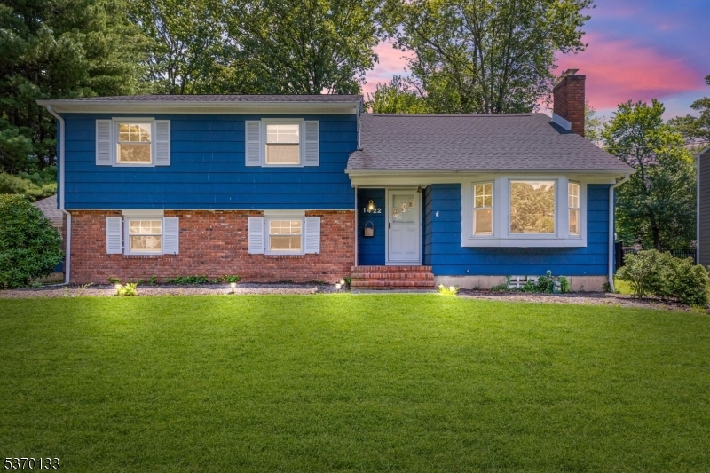 Property Photo: 1422 Graymill Dr NJ 07076