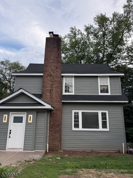 892 W Chestnut St  Union Twp. NJ 07083 photo