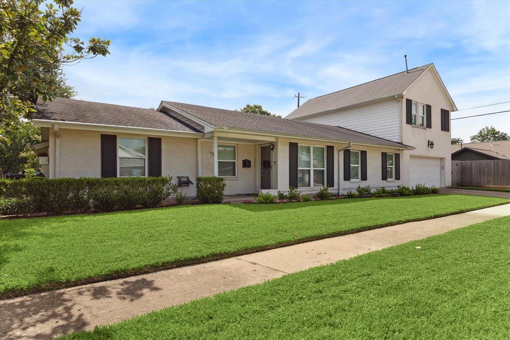 2603 Haverhill Drive  Houston TX 77008 photo
