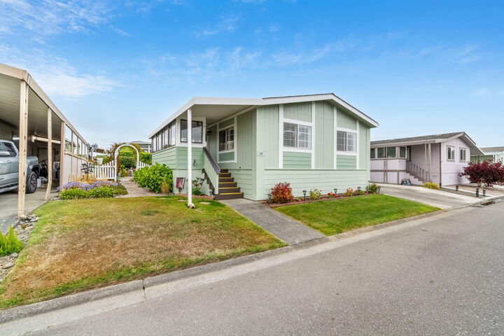 18 Sunshine Way 18  Eureka CA 95503 photo