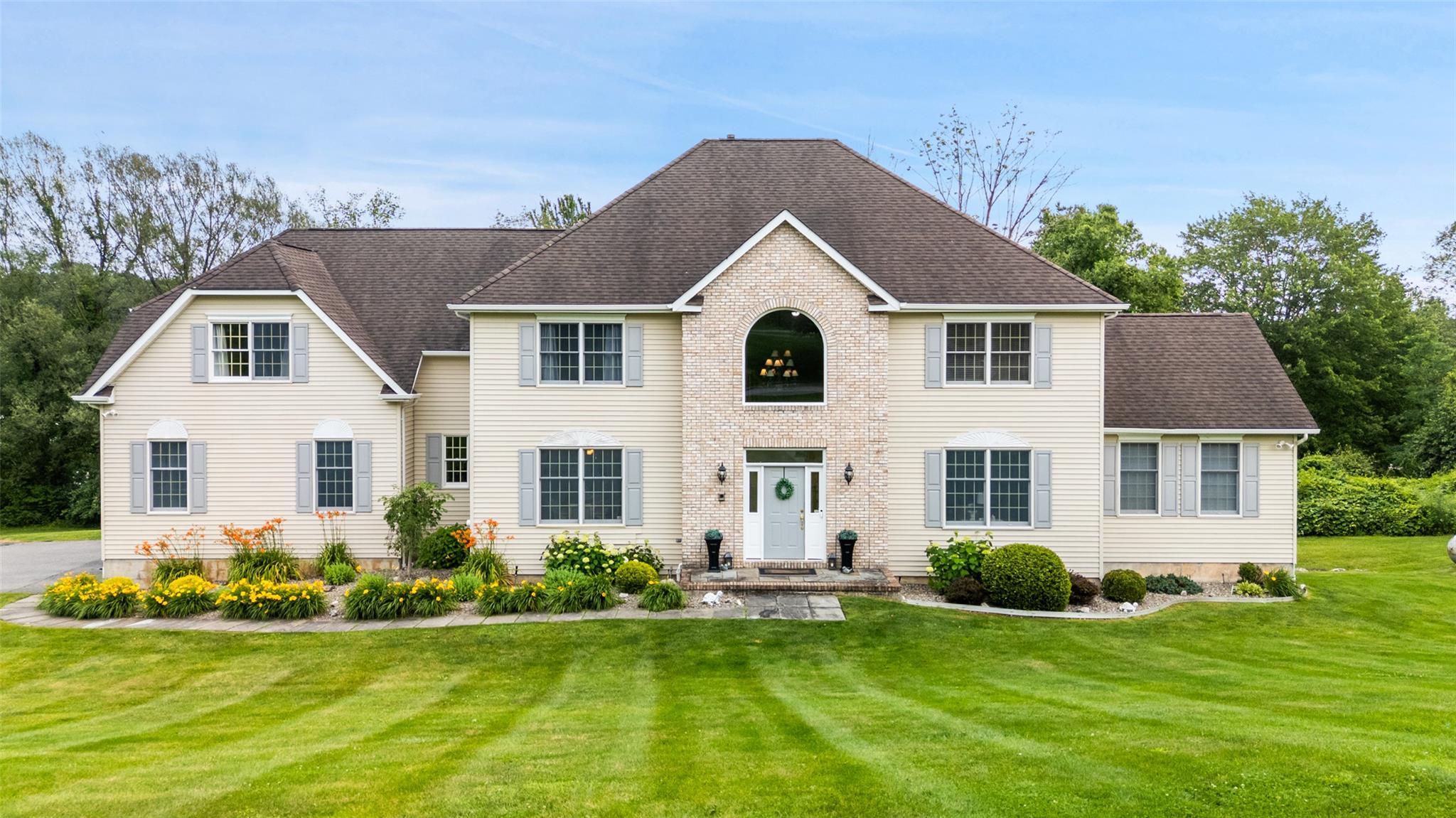 Property Photo: 125 Duke Drive NY 10512