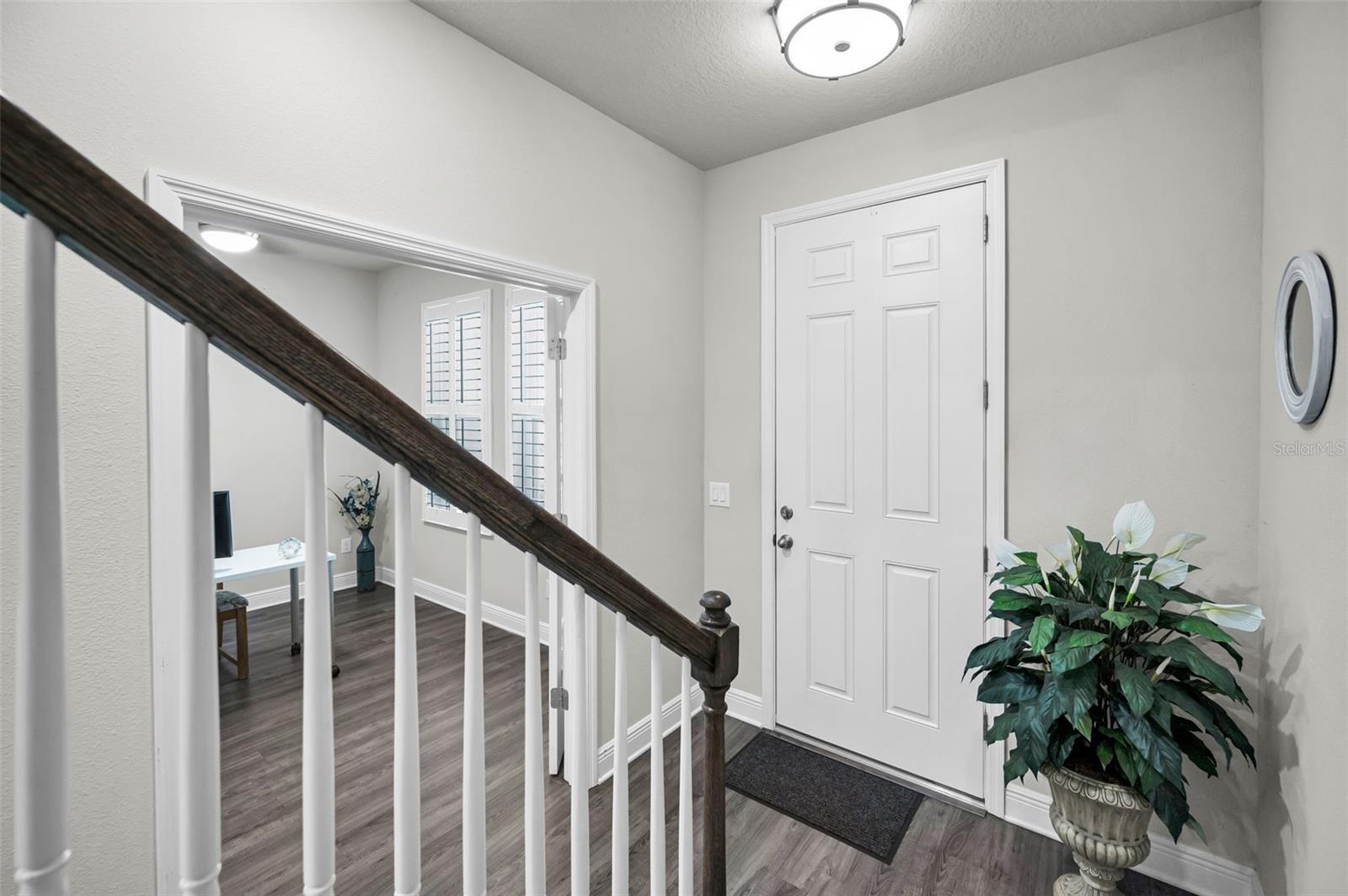 Property Photo: 9589 Cavendish Drive FL 33626