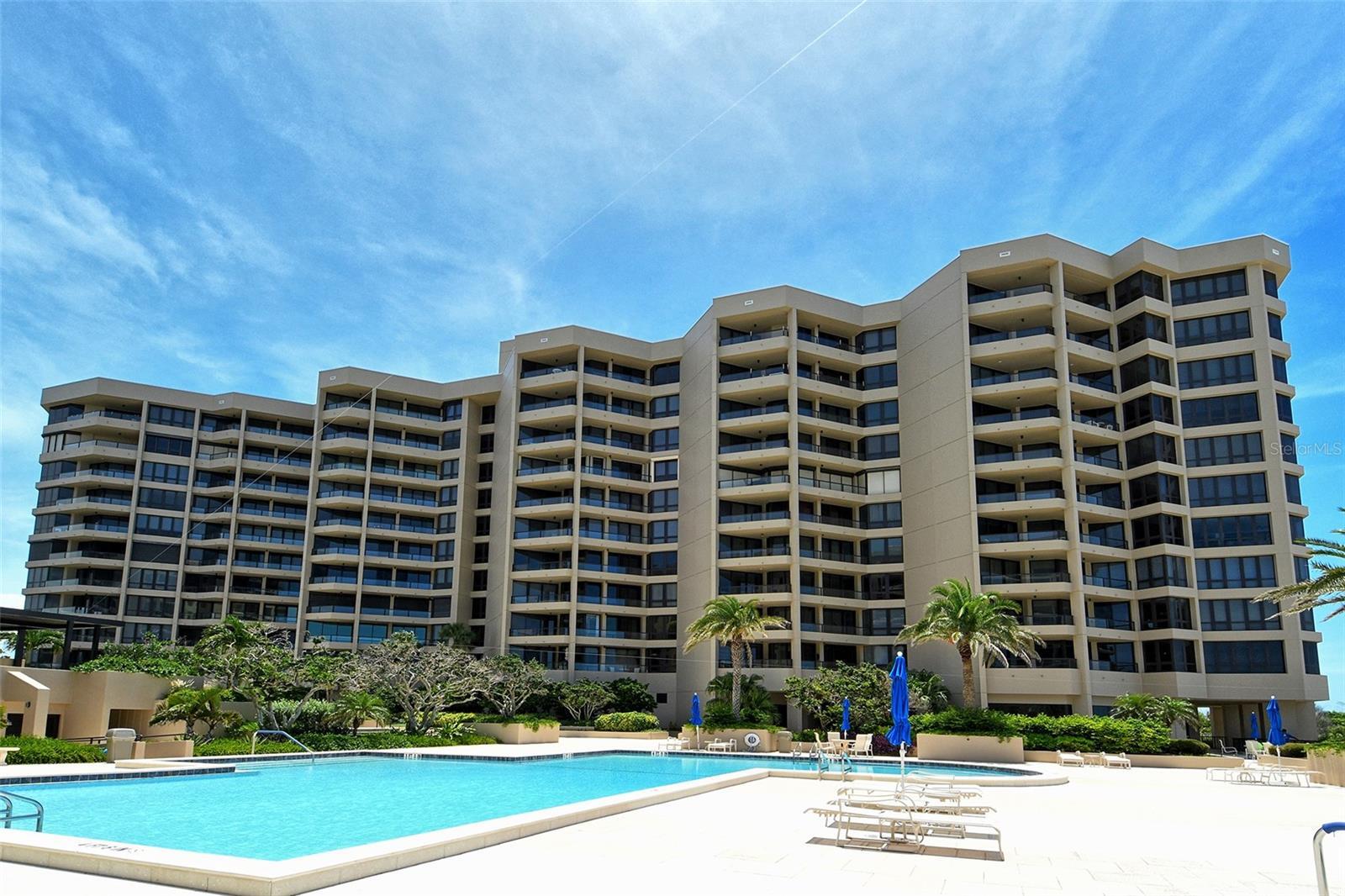 Property Photo: 1211 Gulf Of Mexico Drive 105 FL 34228