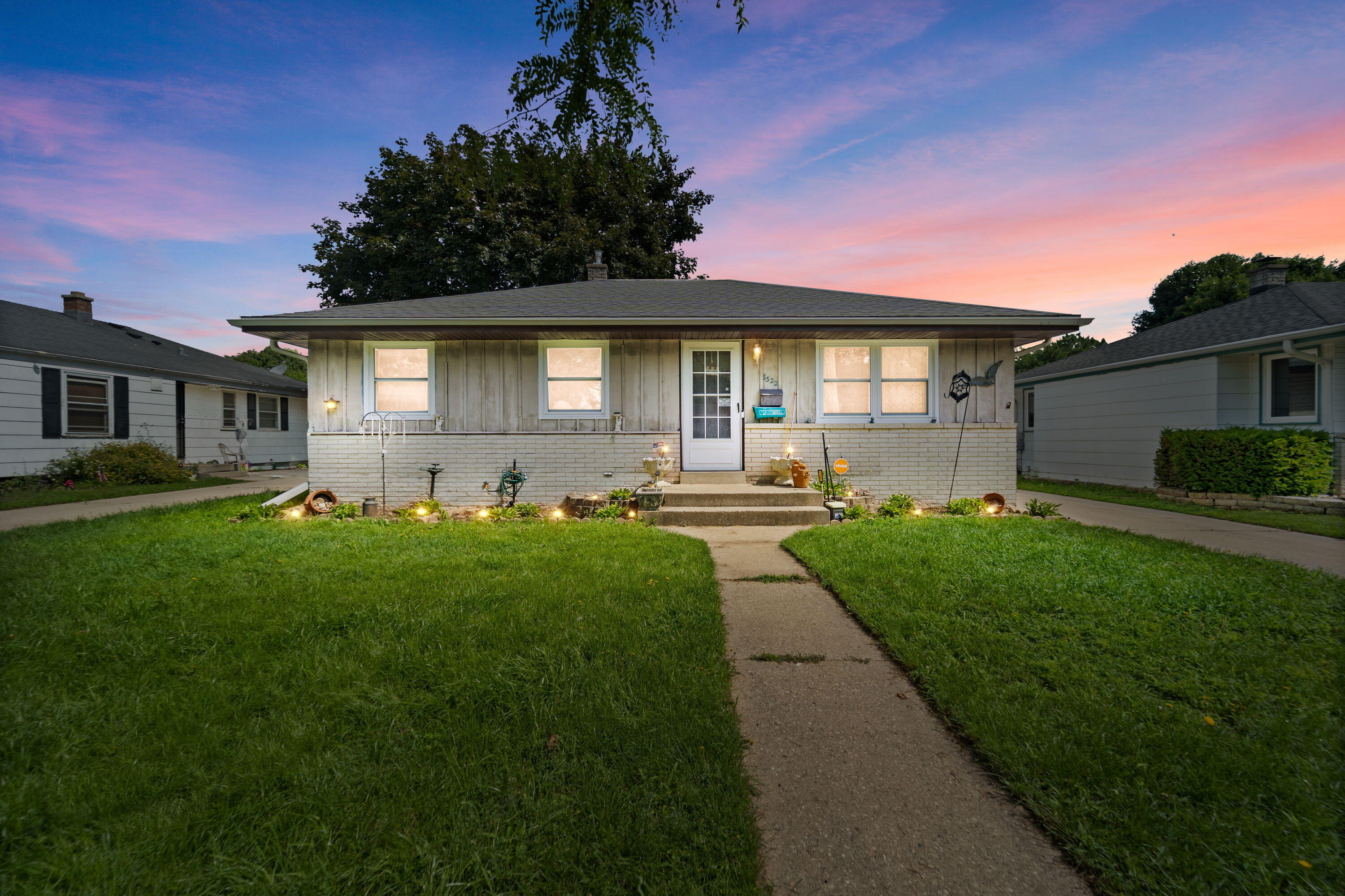 Property Photo: 6522 W Spokane St WI 53223