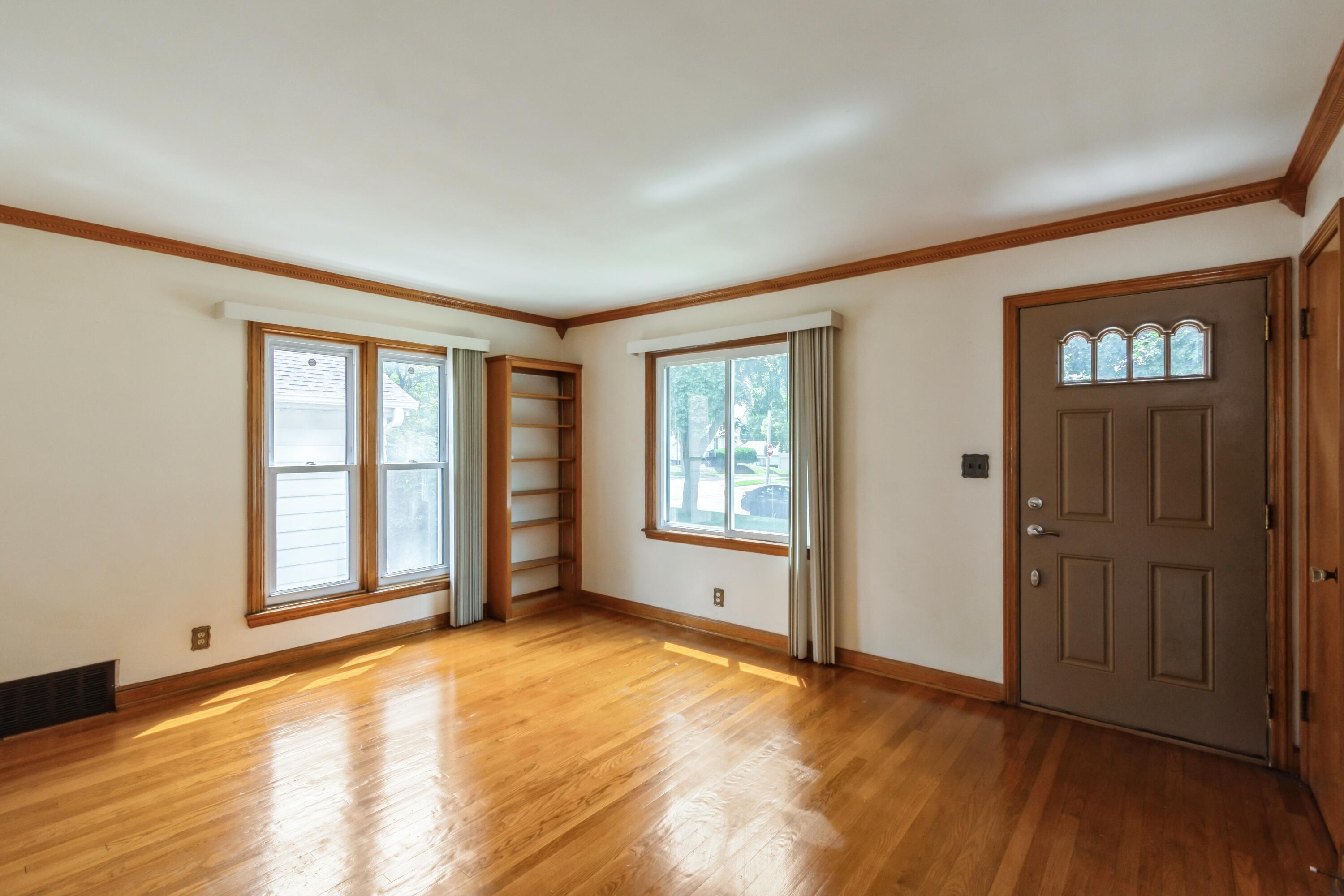 Property Photo: 3706 N 58th Blvd WI 53216