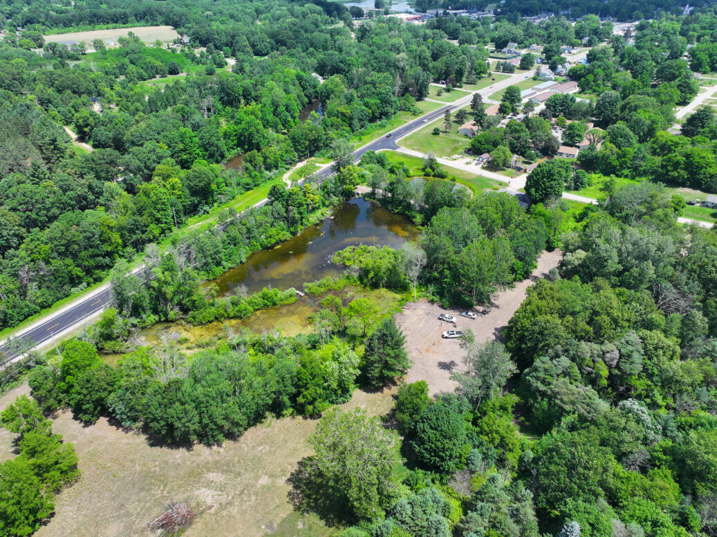Property Photo: V/L 4.67a E M-20 MI 49421