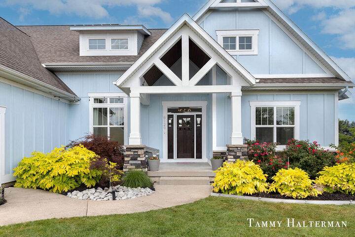 6129 W Bay Court  Hudsonville MI 49426 photo