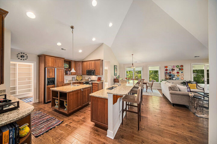 Property Photo:  639 N 4th Avenue  MI 48104 