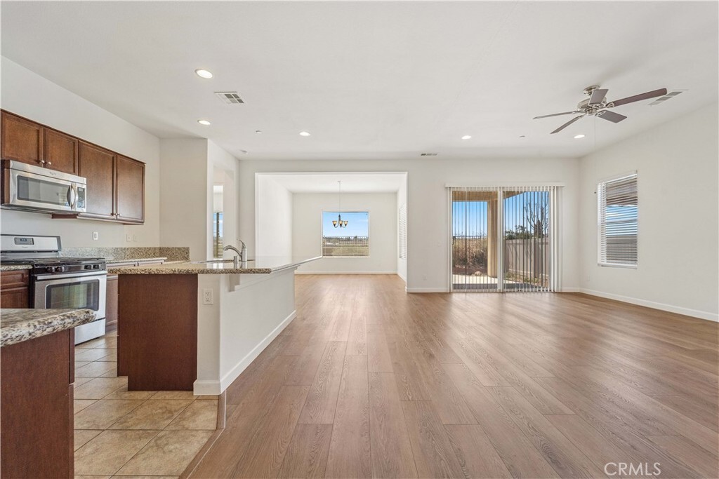Property Photo:  11210 River Run Street  CA 92308 