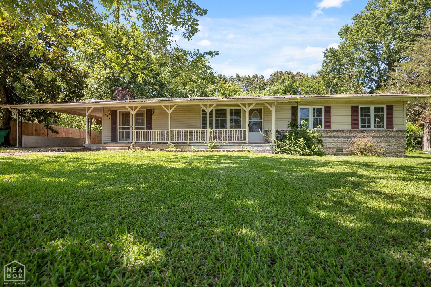 Property Photo:  722 Circle Drive  AR 72521 