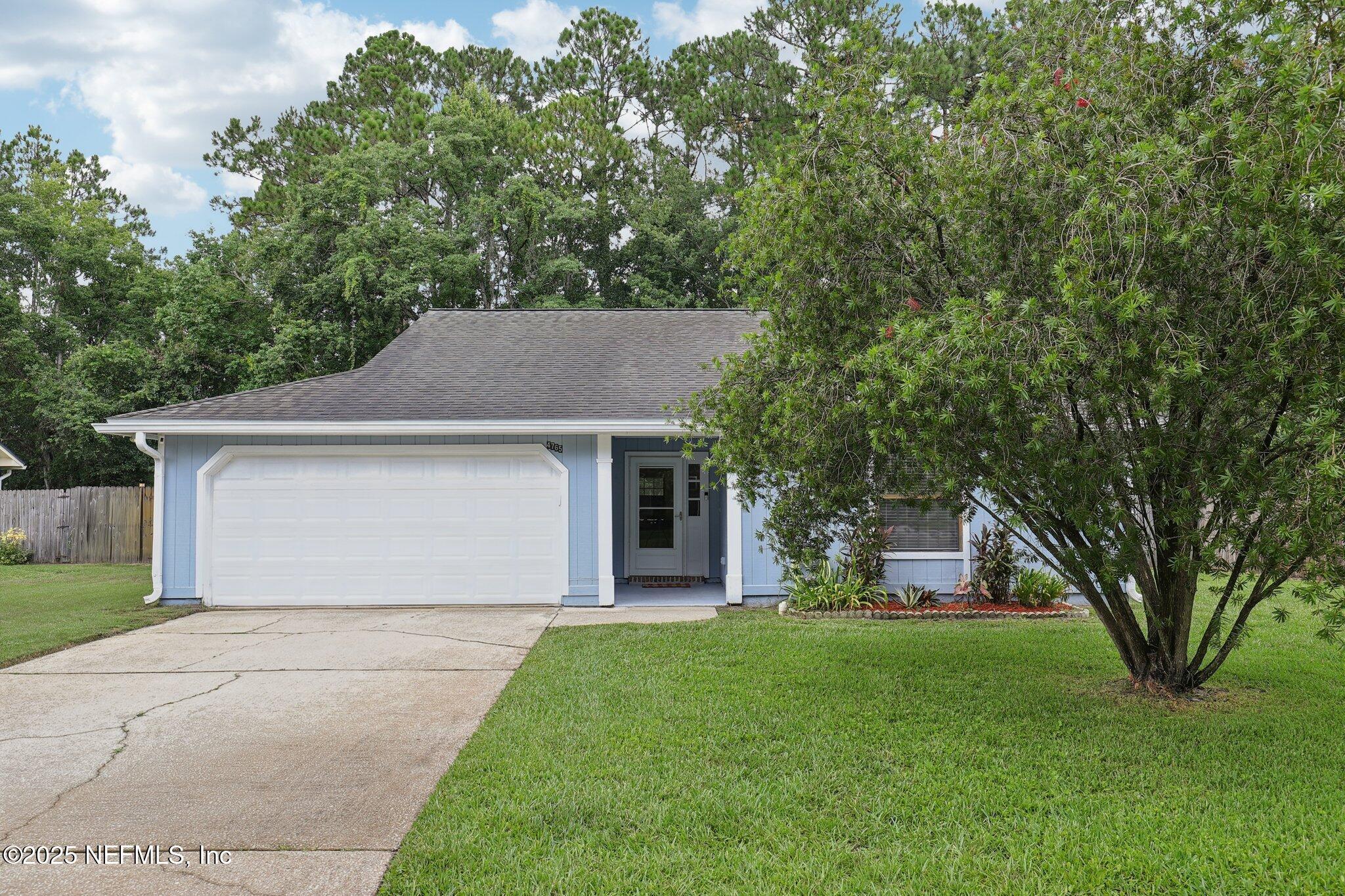 Property Photo:  4765 Goshawk Drive N  FL 32257 