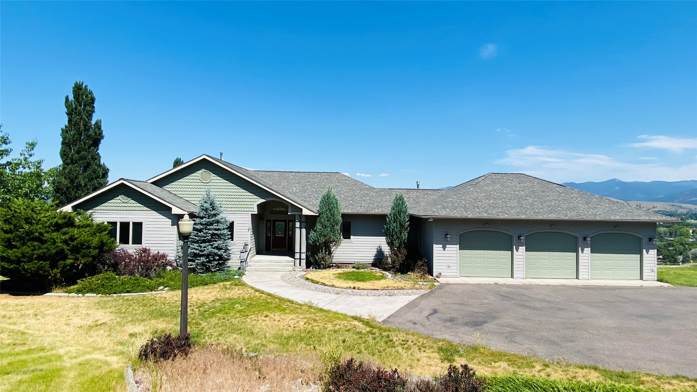 Property Photo: 4511 Hillview Way MT 59803
