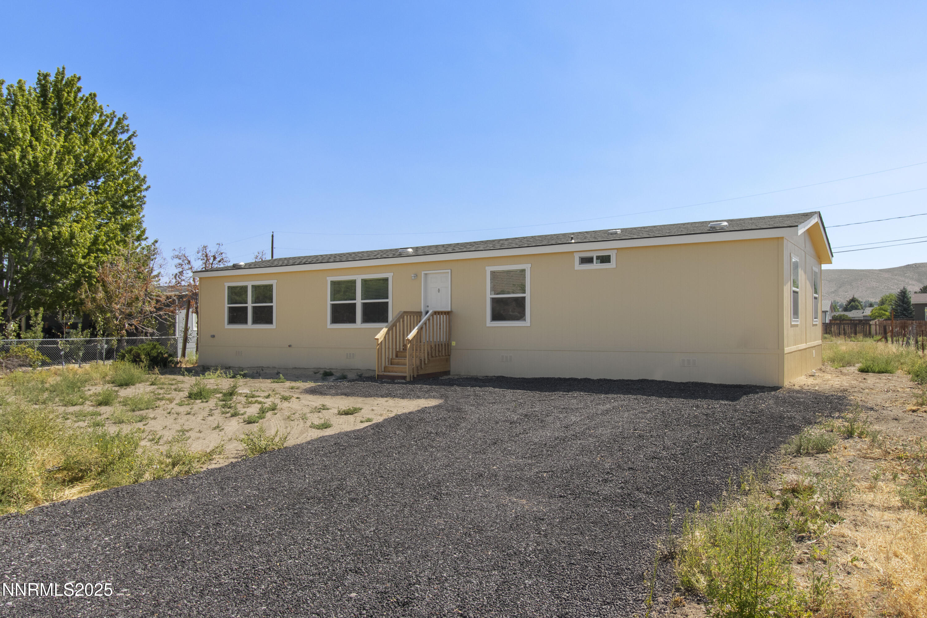 Property Photo: 4040 Goldfinch Drive NV 89508