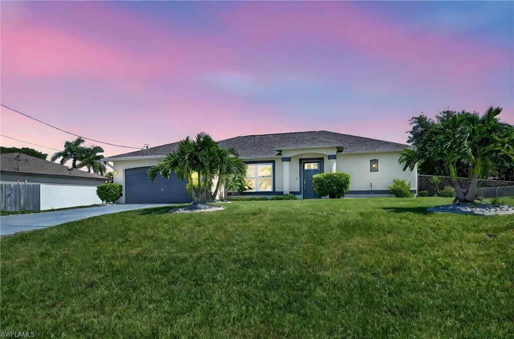 Property Photo:  1905 SW 11th St  FL 33991