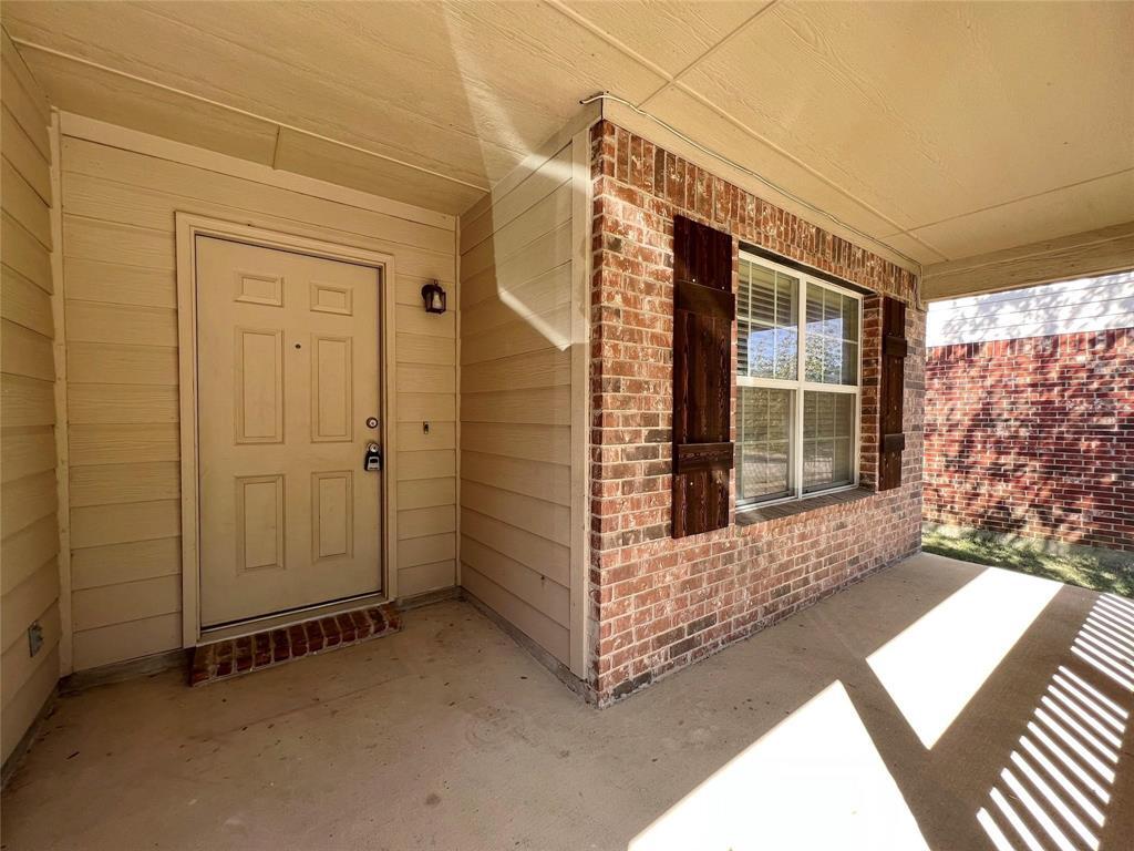 Property Photo: 12536 Panorama Drive TX 76028