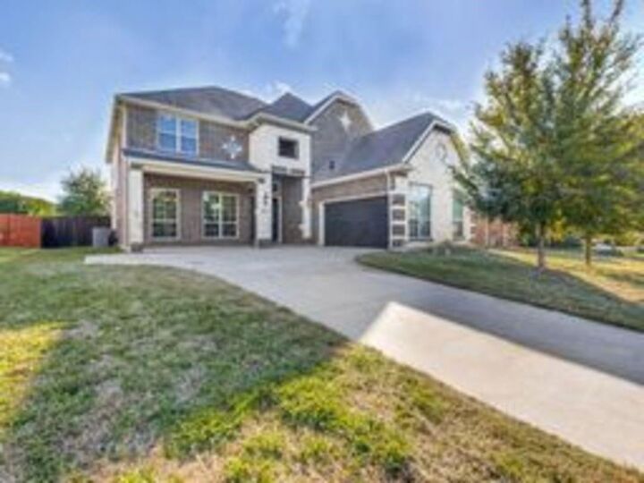 Property Photo:  1518 Halsey Drive  TX 75137 