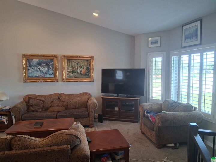 Property Photo: 193 N Churchill Circle SD 57049