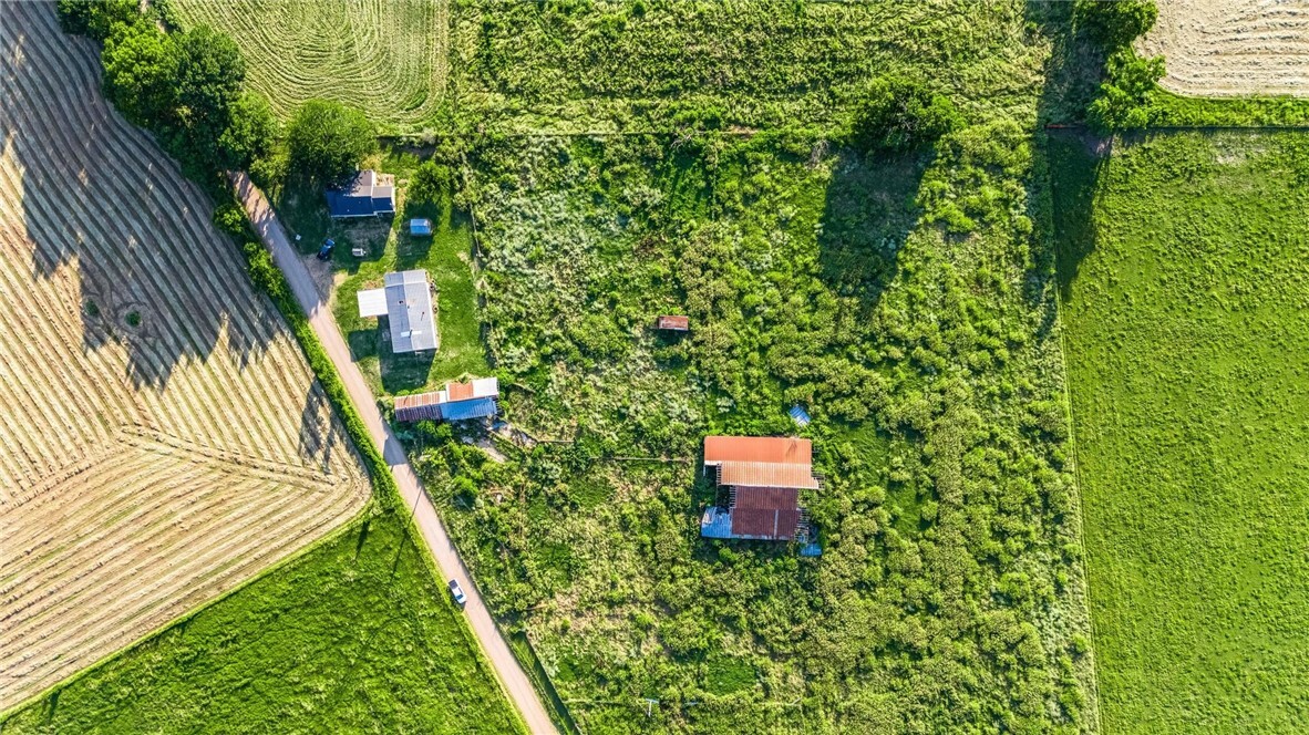 Property Photo: 23622 Ballard Creek Road AR 72769