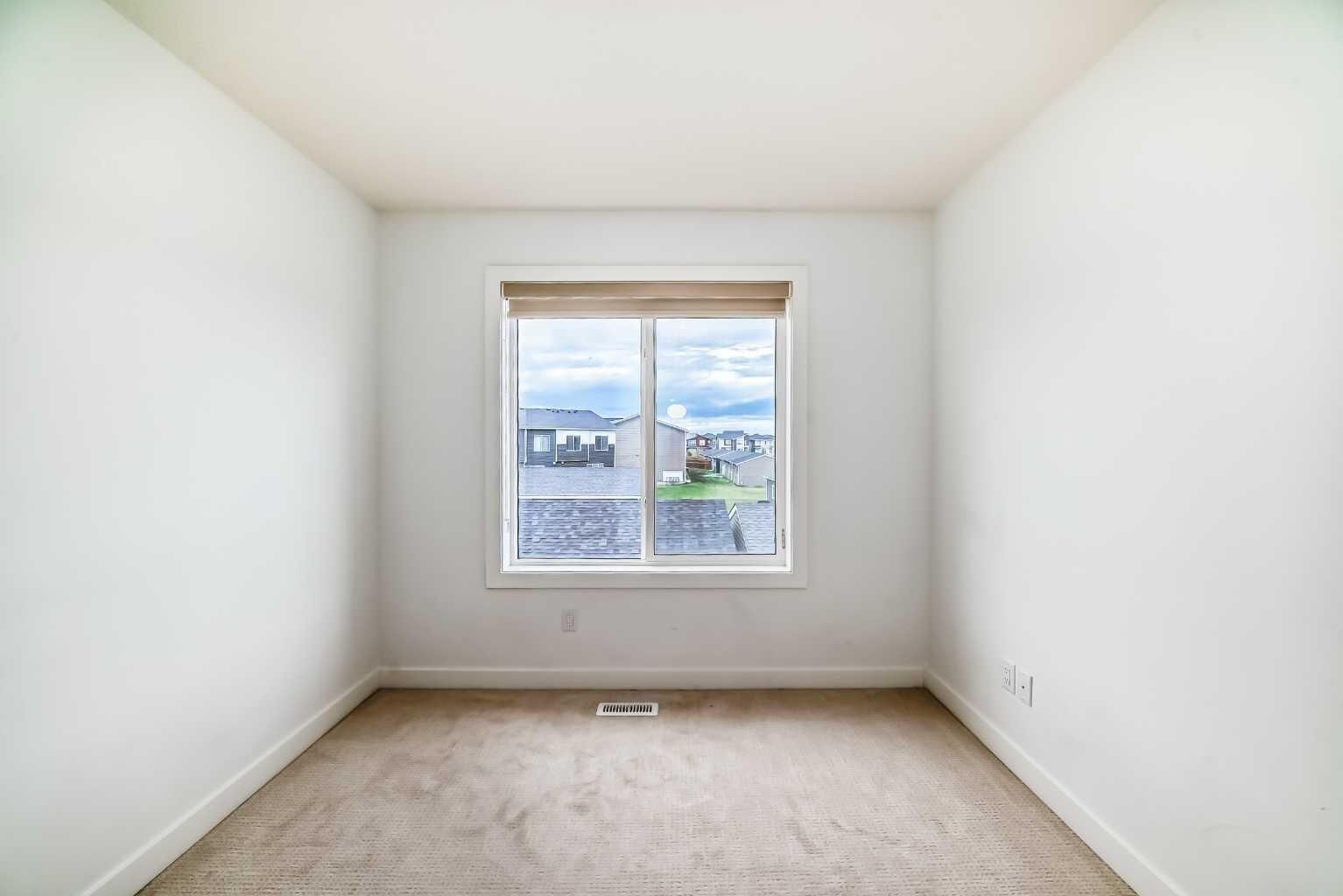 Property Photo:  164 Cornerstone Grove NE  AB T3N 2J6 