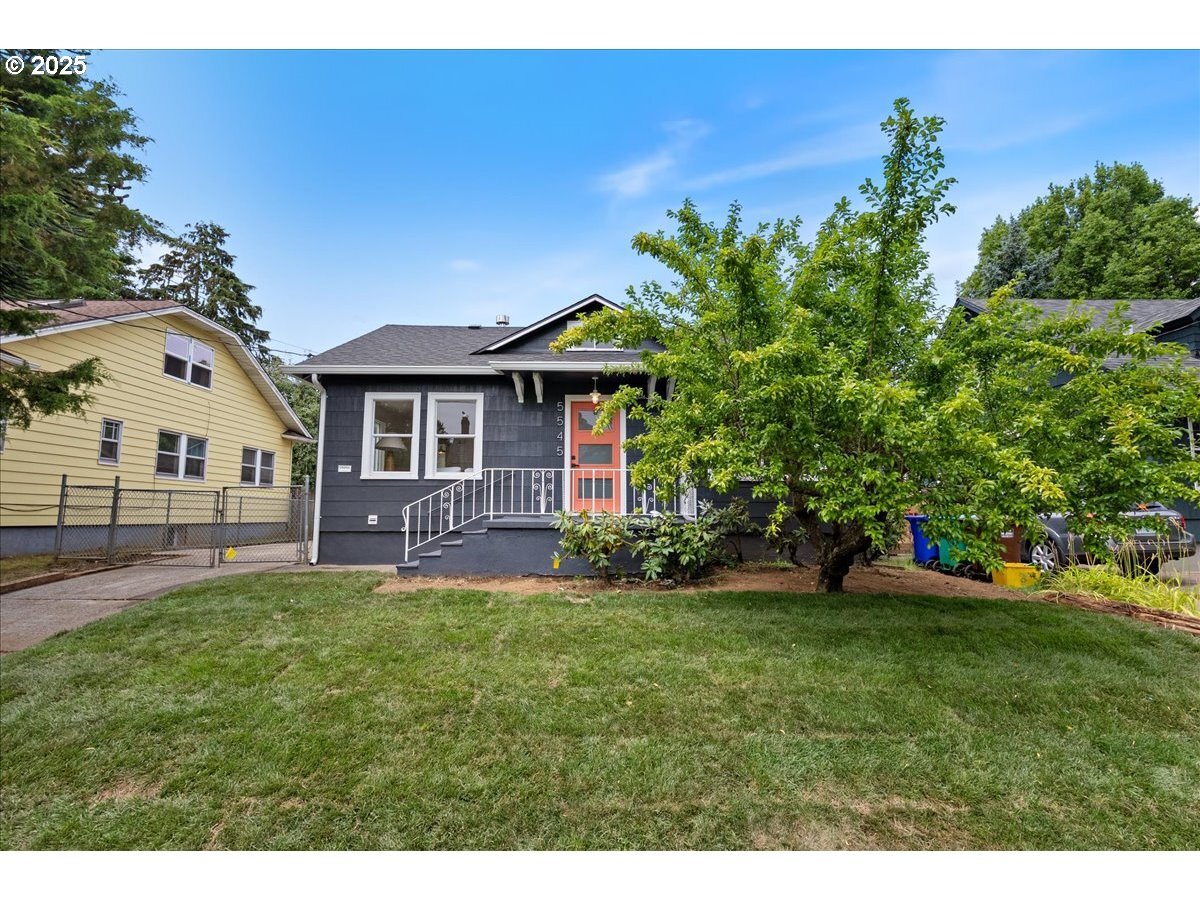 Property Photo: 5545 N Wilbur Ave OR 97217